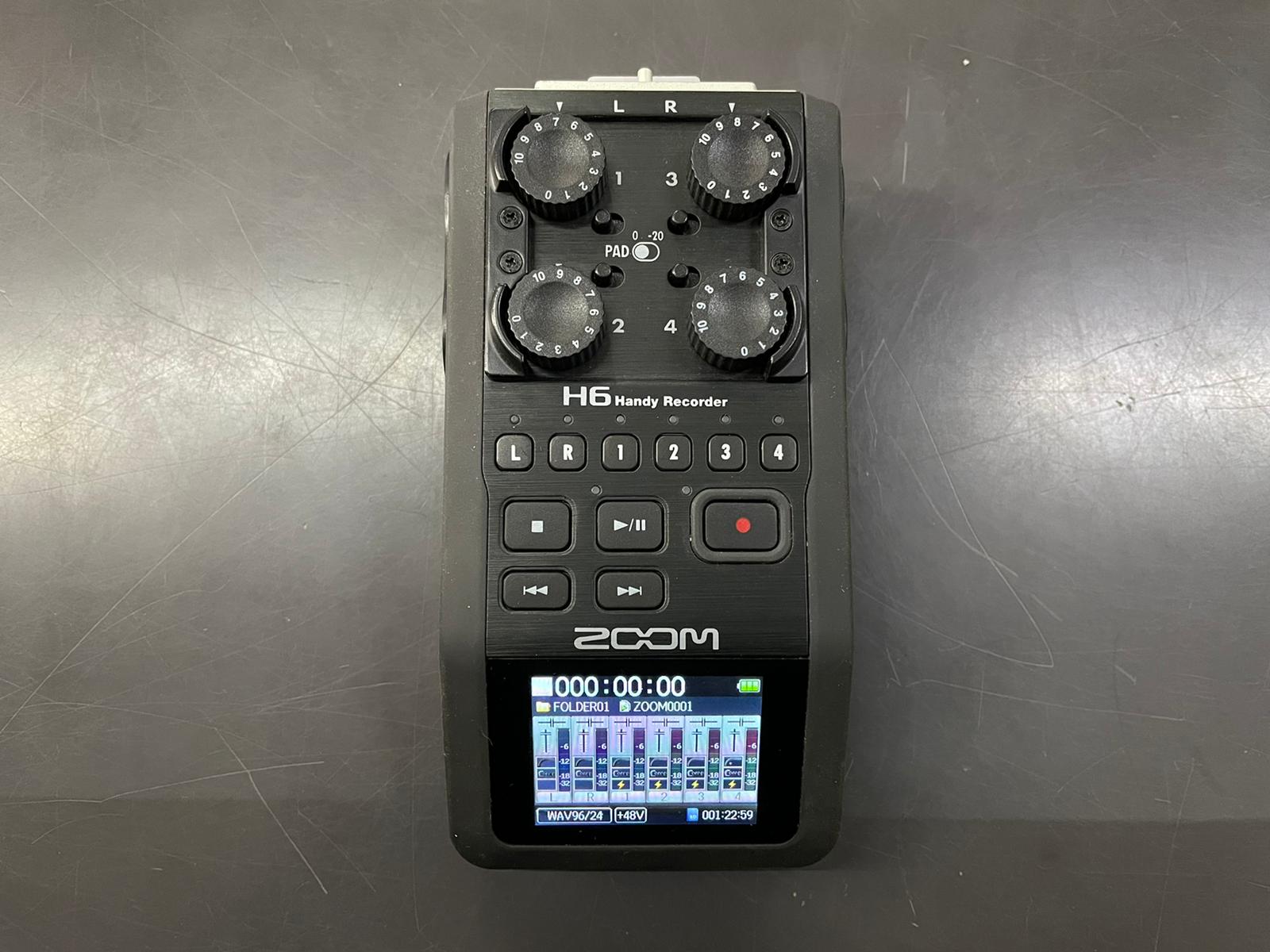 Zoom H6 Registratore 6 Tracce Palmare KIT