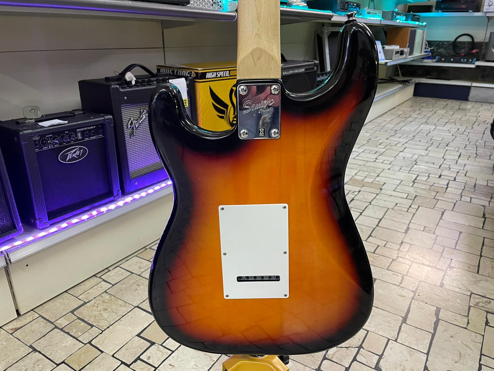 FENDER Squier Bullet Stratocaster HSS - immagine 6