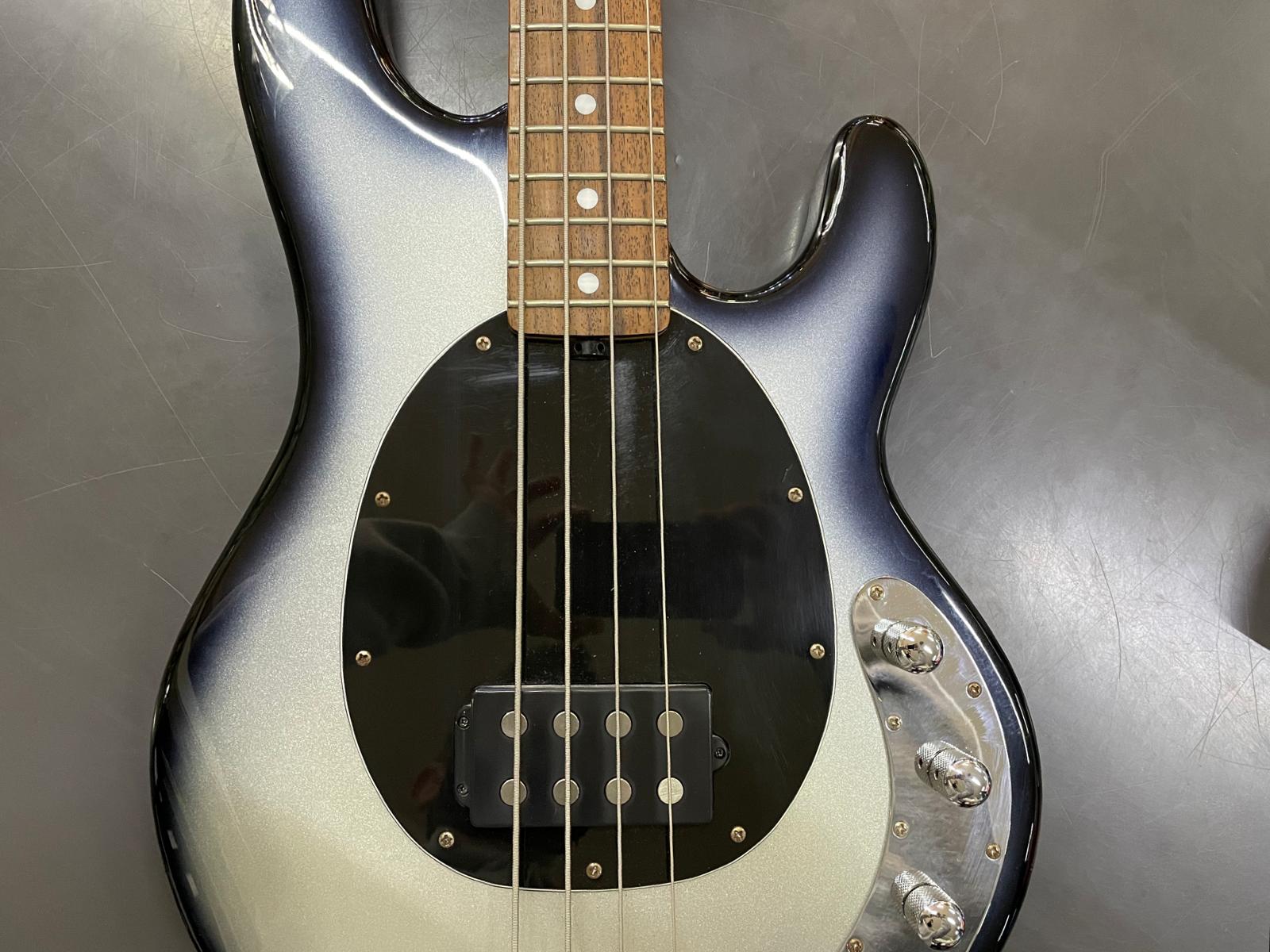 Sterling by Music Man Stingray Ray34 Basso