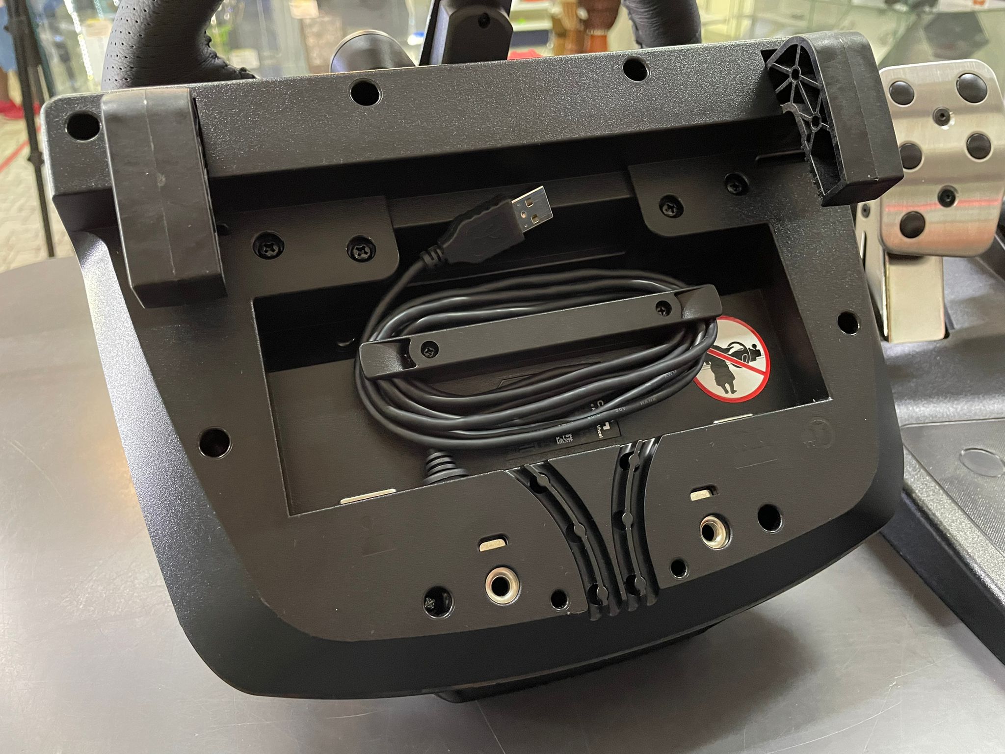 Logitech G29 Driving Force Volante da corsa - immagine 6