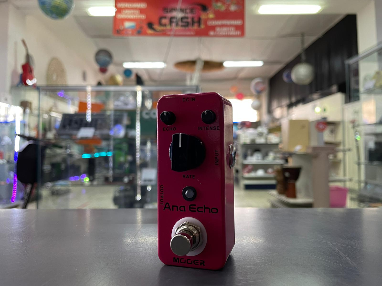 MOOER Ana Echo Analog Delay