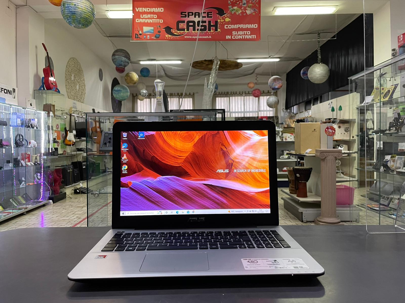 ASUS F555Q 8GB 1000Gb Notebook - immagine 3