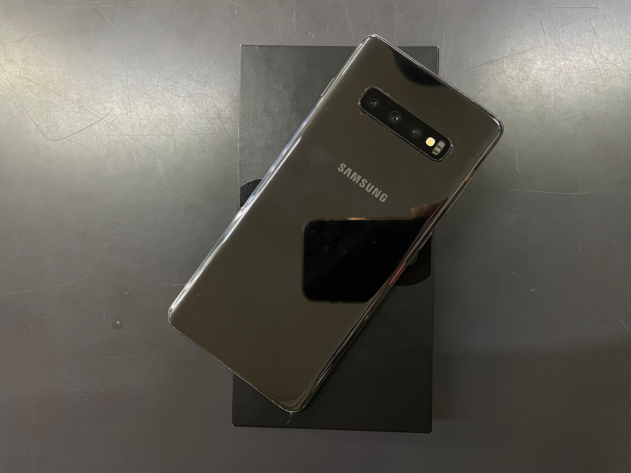 Samsung Galaxy s10 Plus 512Gb - immagine 3