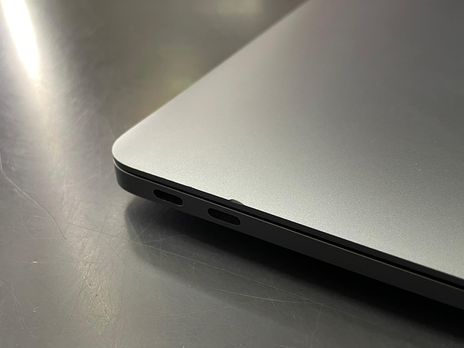Macbook Air M1 2020 8Gb 256Gb Garanzia 03/06/21 - immagine 2