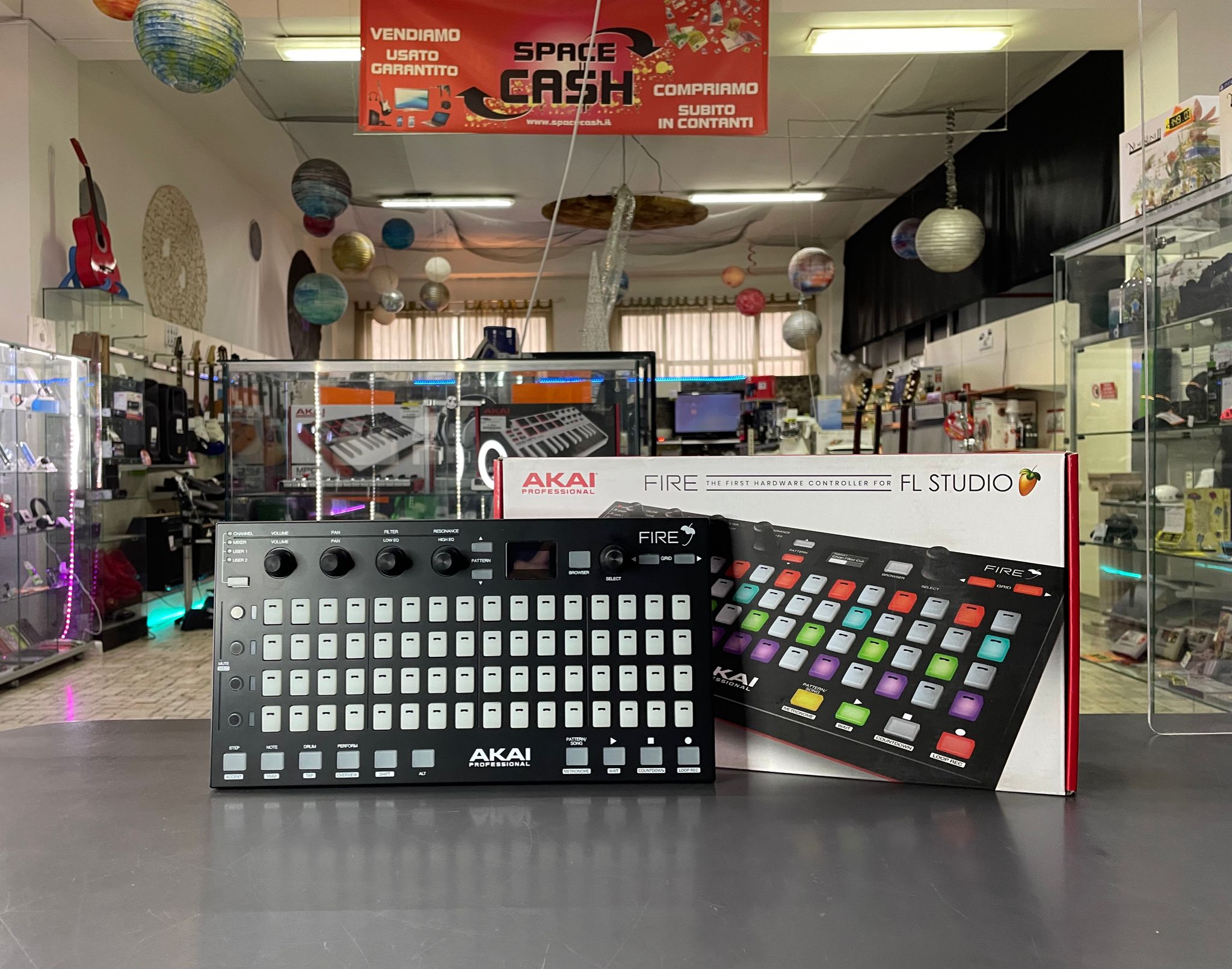 AKAI Fire Fl Studio (controller only) - immagine 2