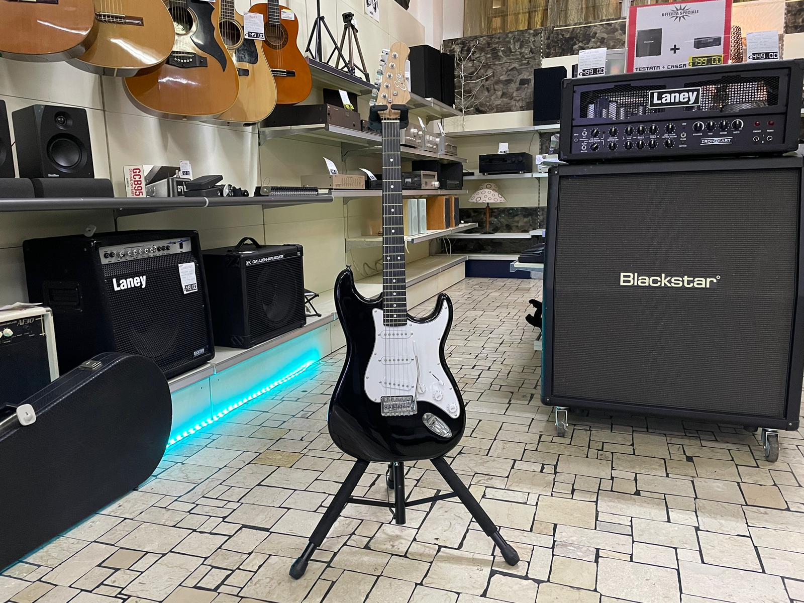 EKO S-300 Stratocaster Black - immagine 2