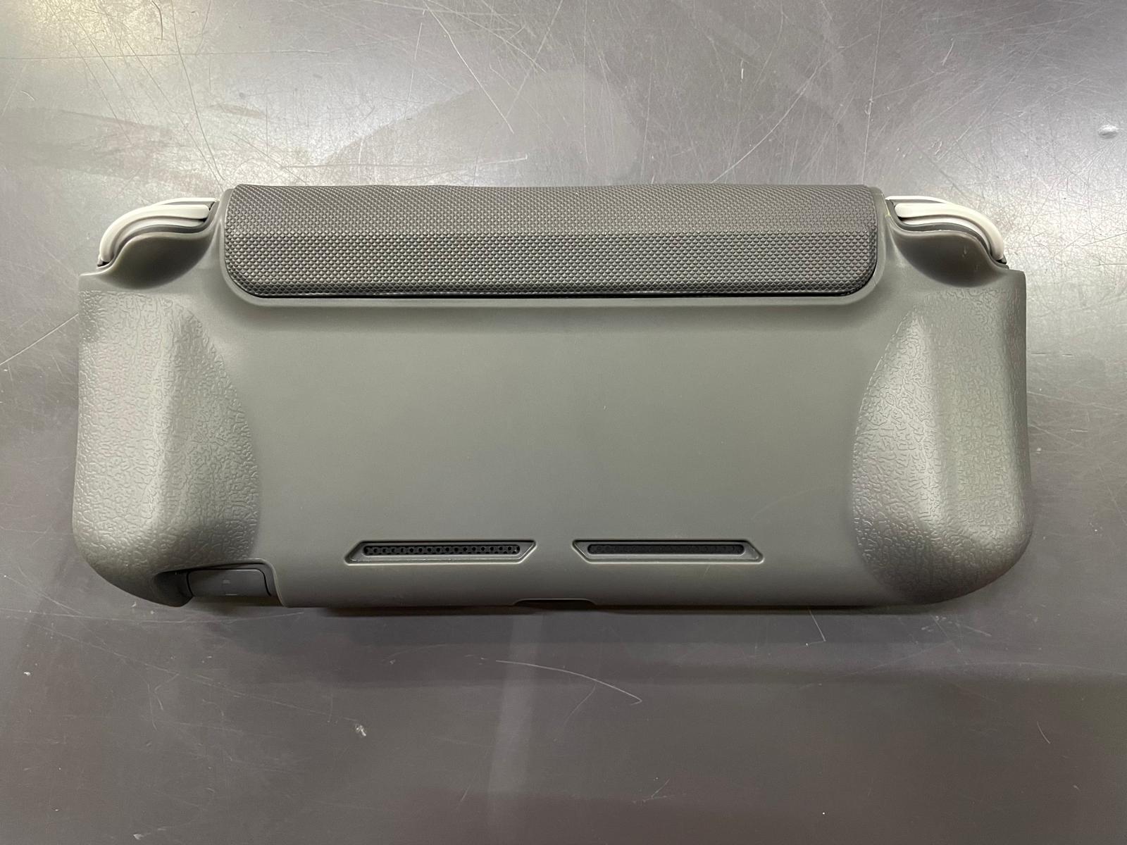 Nintendo Switch Lite + Custodia - immagine 3