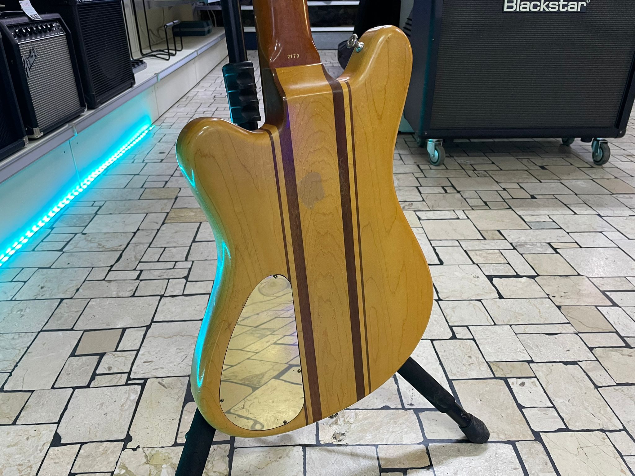 Martin EB18 (1979) Basso + Custodia - immagine 10
