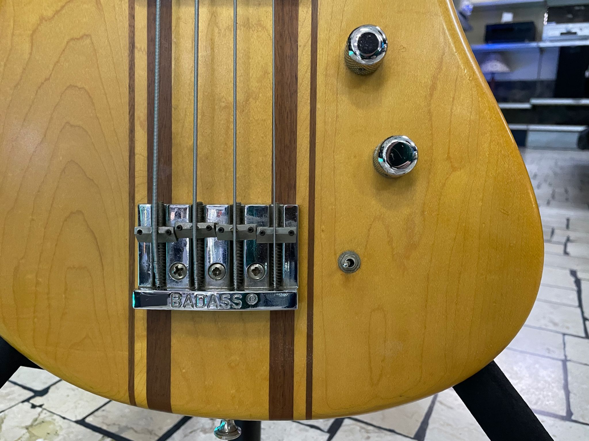 Martin EB18 (1979) Basso + Custodia - immagine 9