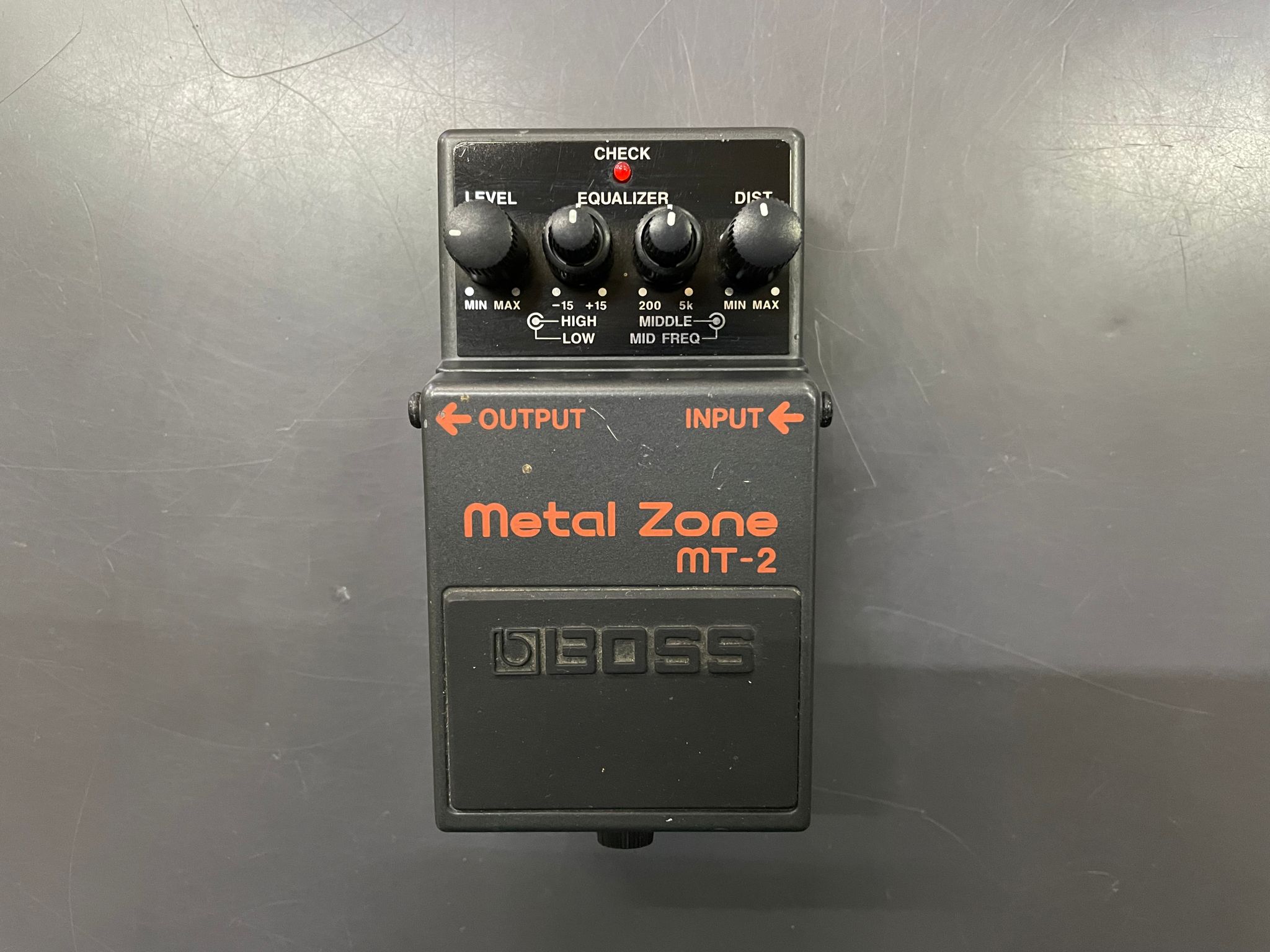 BOSS Metal Zone MT-2