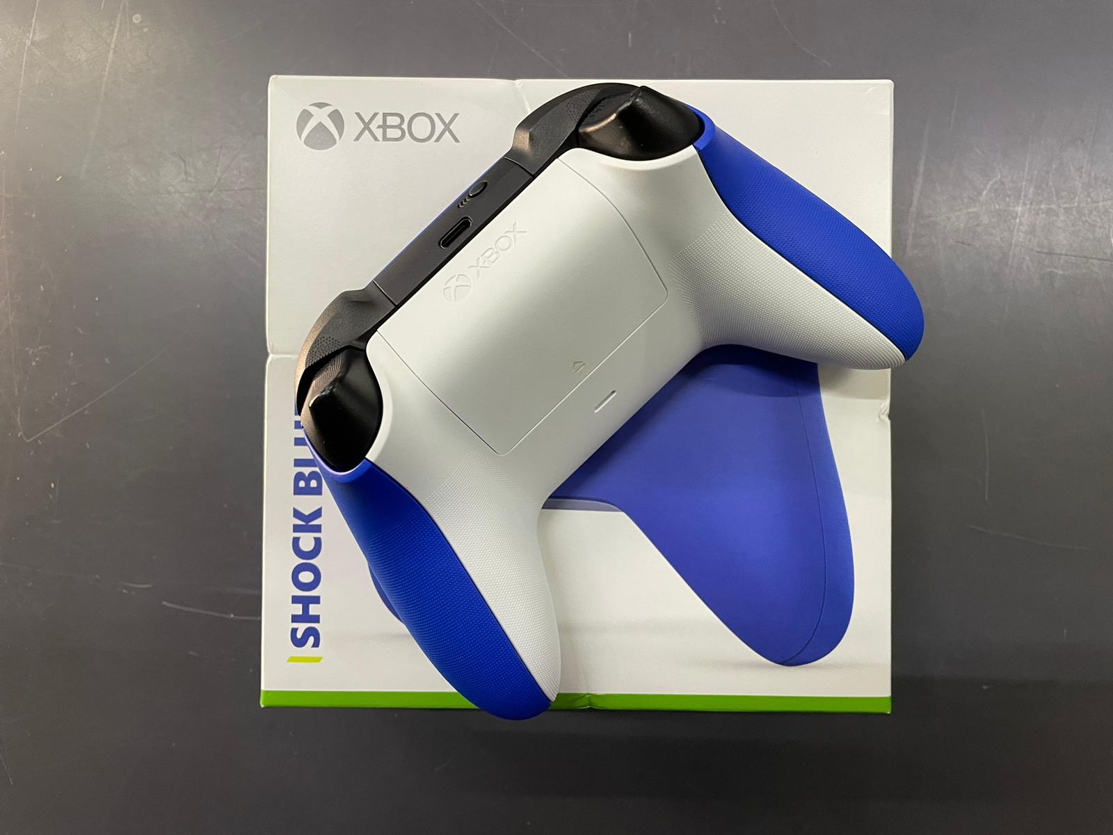 Controller Microsoft Xbox Shock Blue - immagine 2