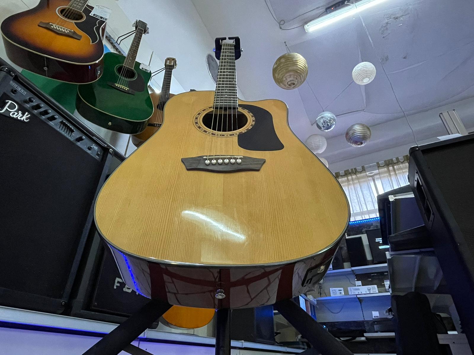 Washburn AD5CE Chitarra Acustica