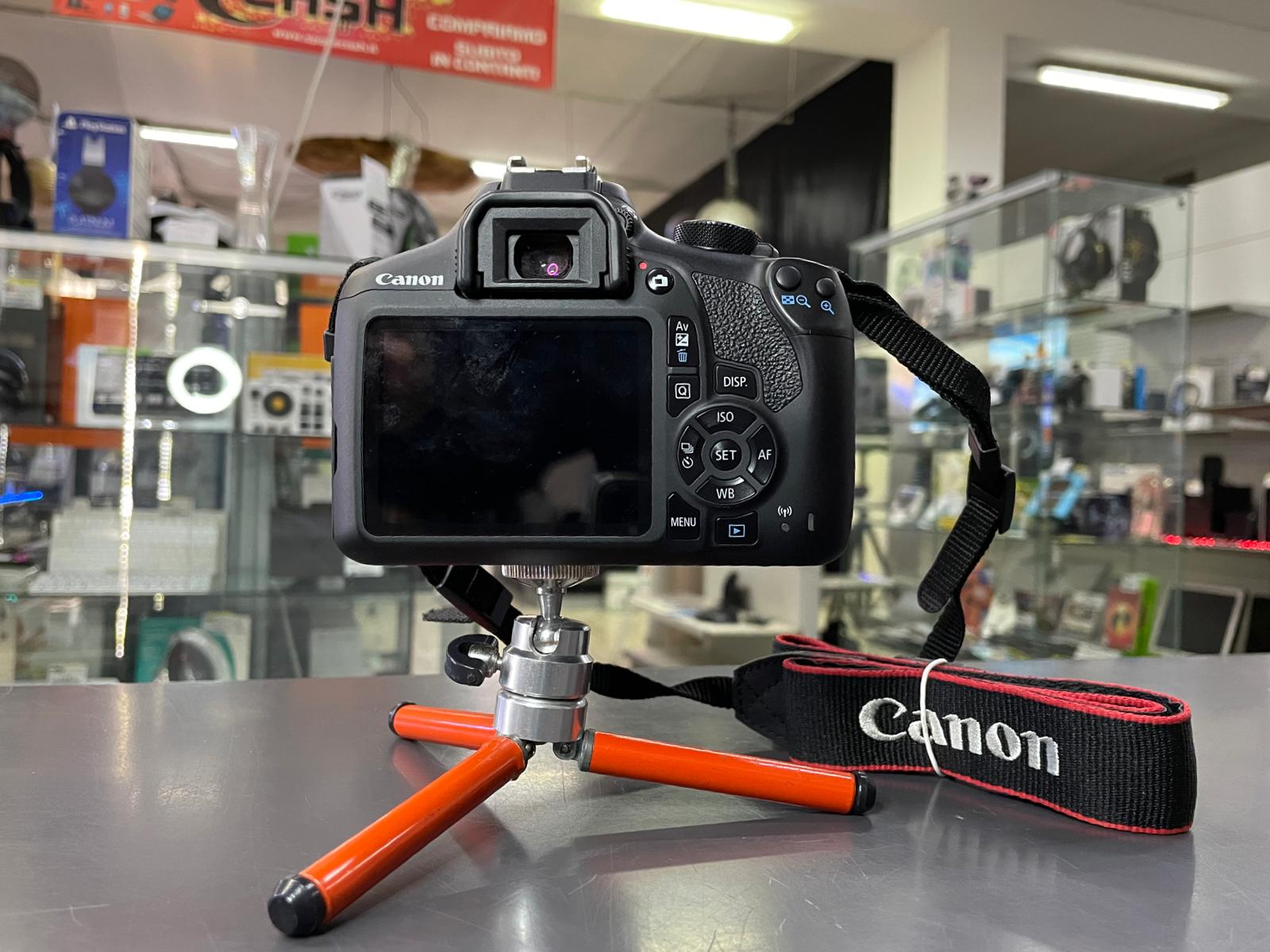 Canon Eos 1300D + 18-55 - immagine 4