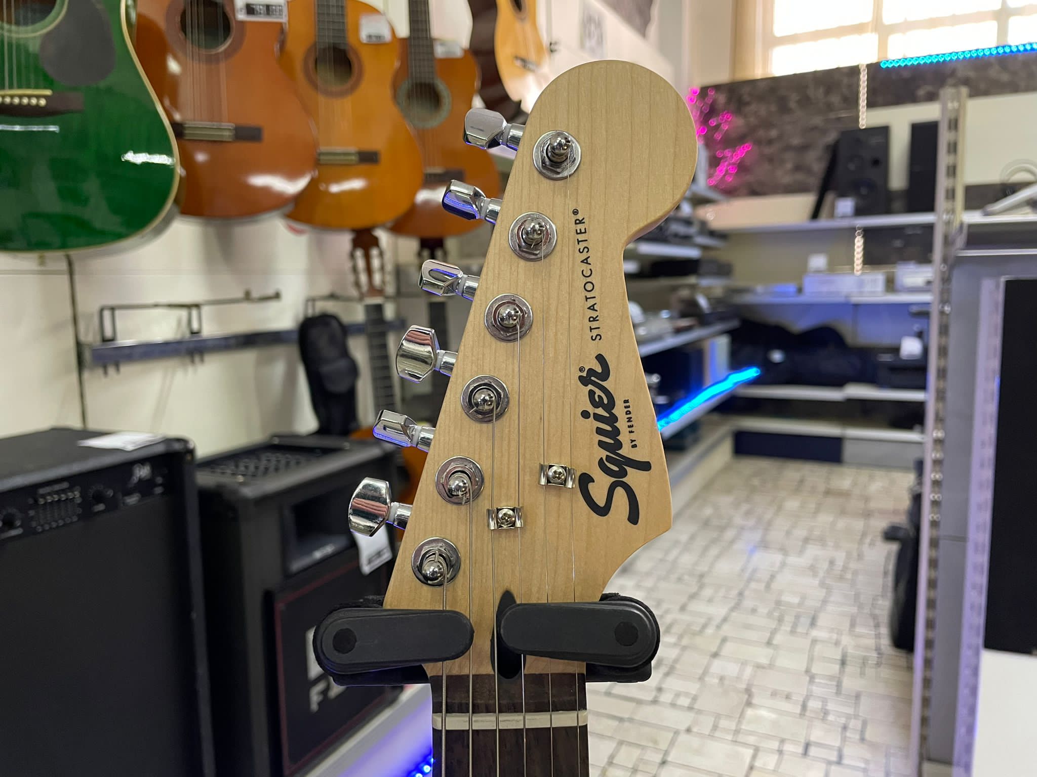 FENDER Squier Stratocaster Nuova - immagine 4