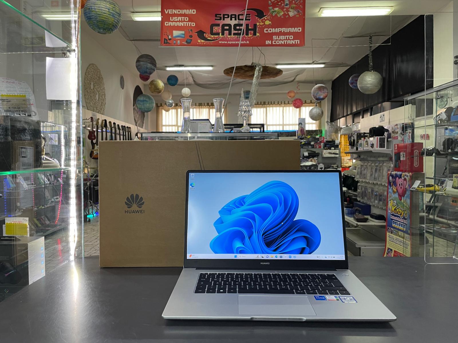 Huawei Matebook D15 i5 8Gb 512Gb Garanzia 22/10/22
