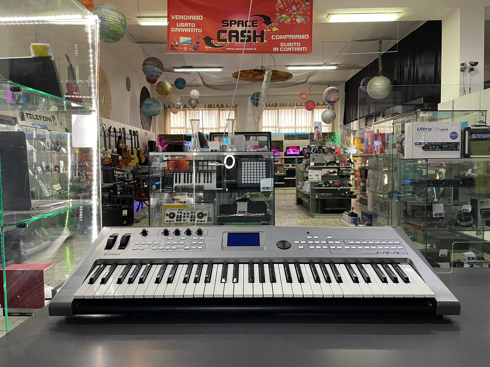 Yamaha MM6 Sintetizzatore