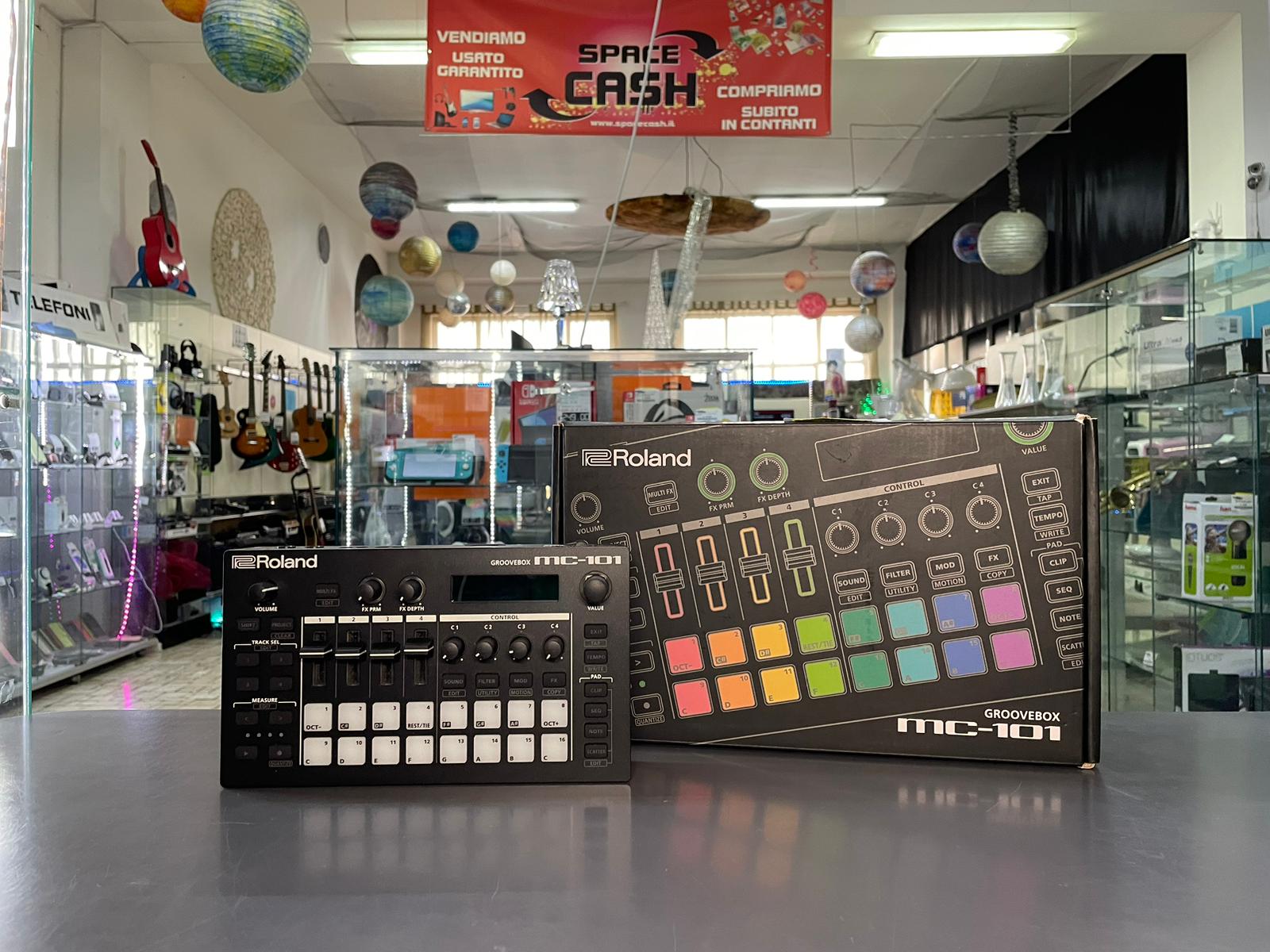 Roland MC-101 GrooveBox - immagine 4