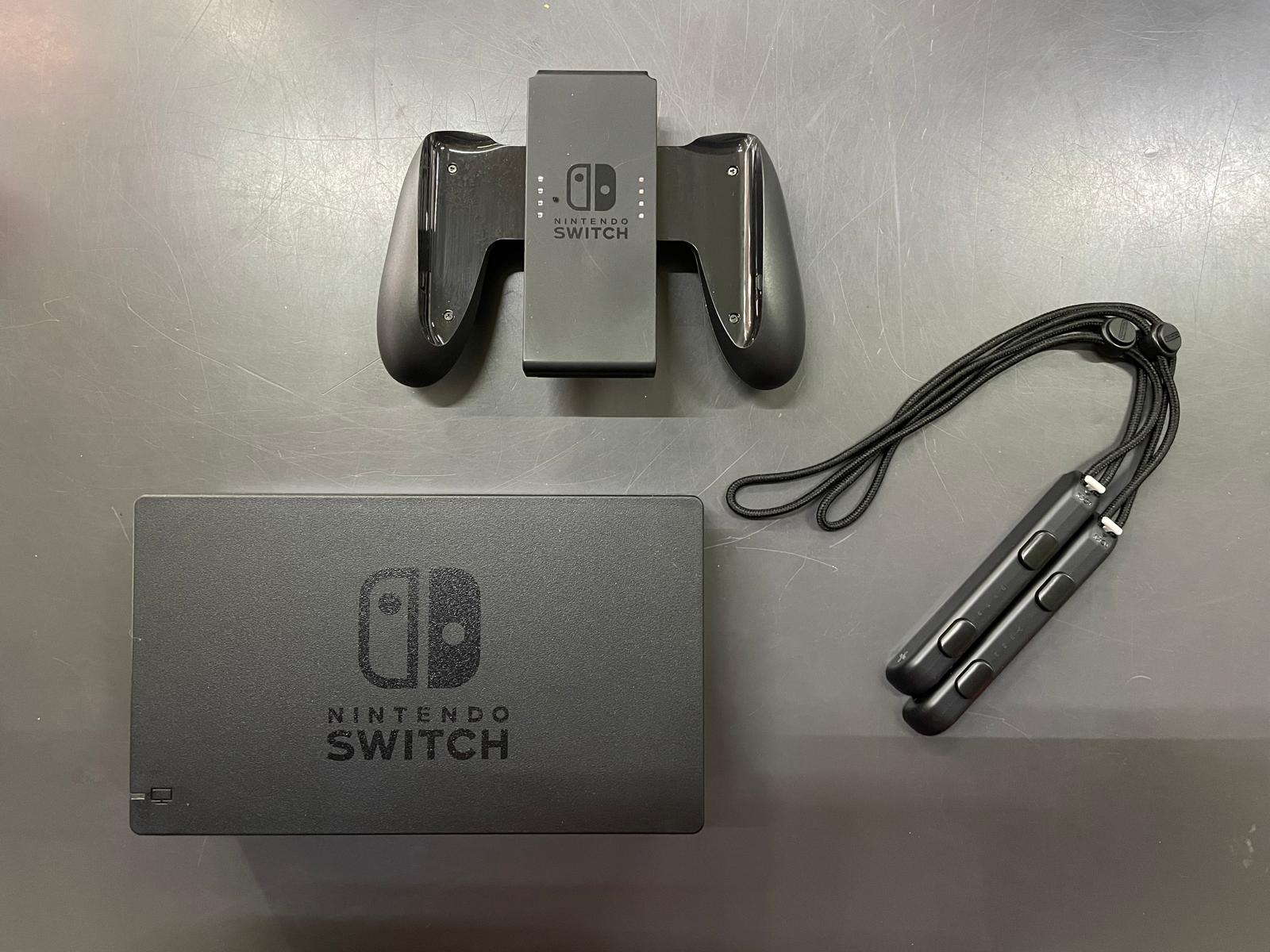 Nintendo Switch Neon Garanzia 12/01/22 - immagine 2