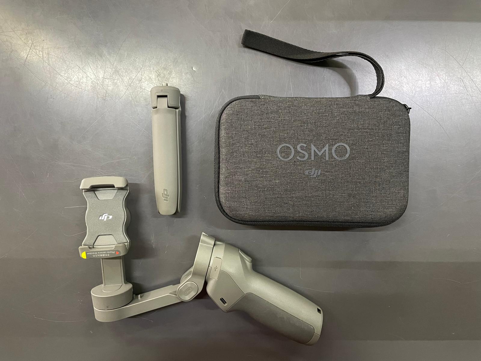 DJI Osmo Mobile 3 Combo Gimball