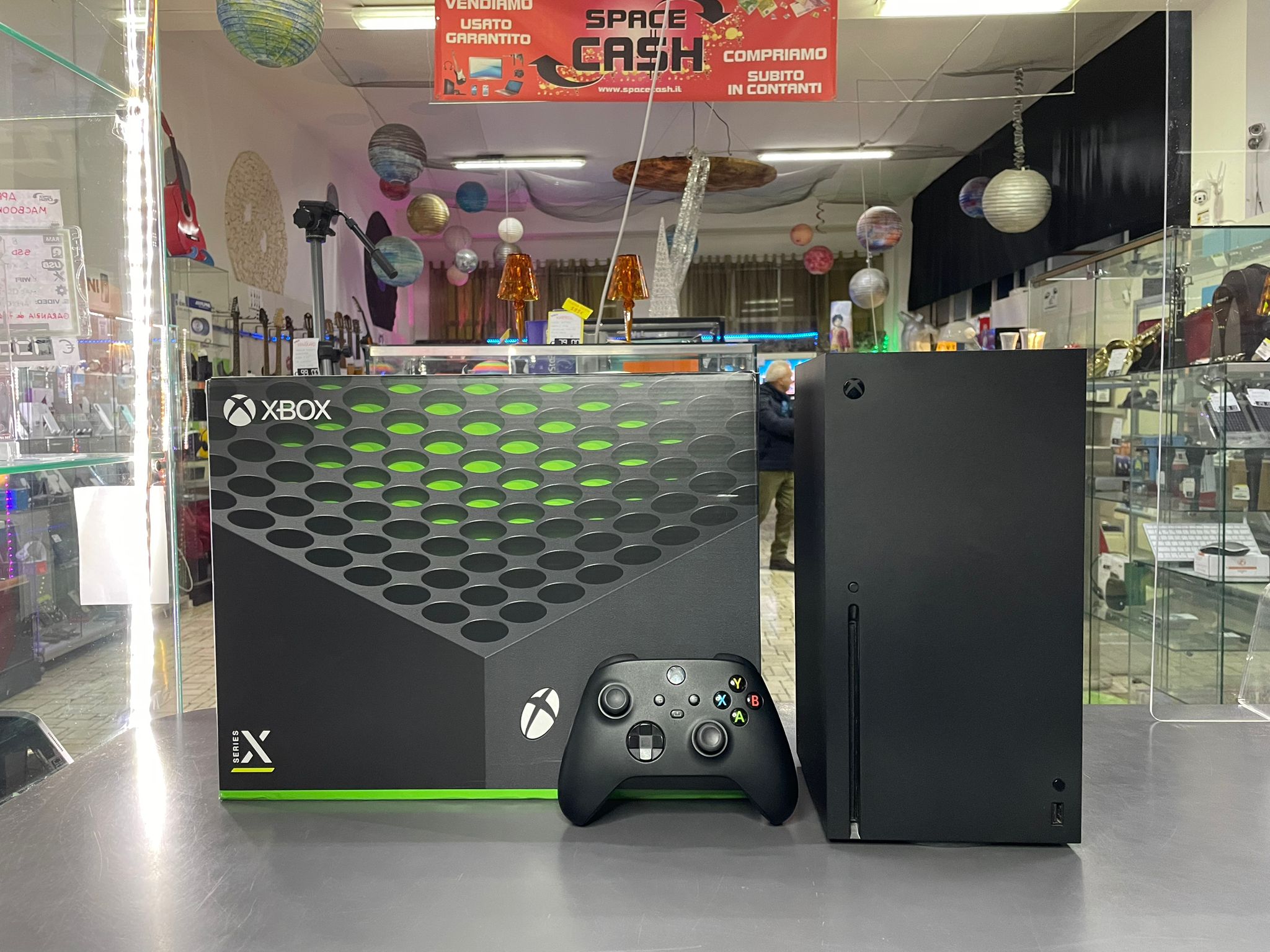 Microsoft Xbox Series X - immagine 2
