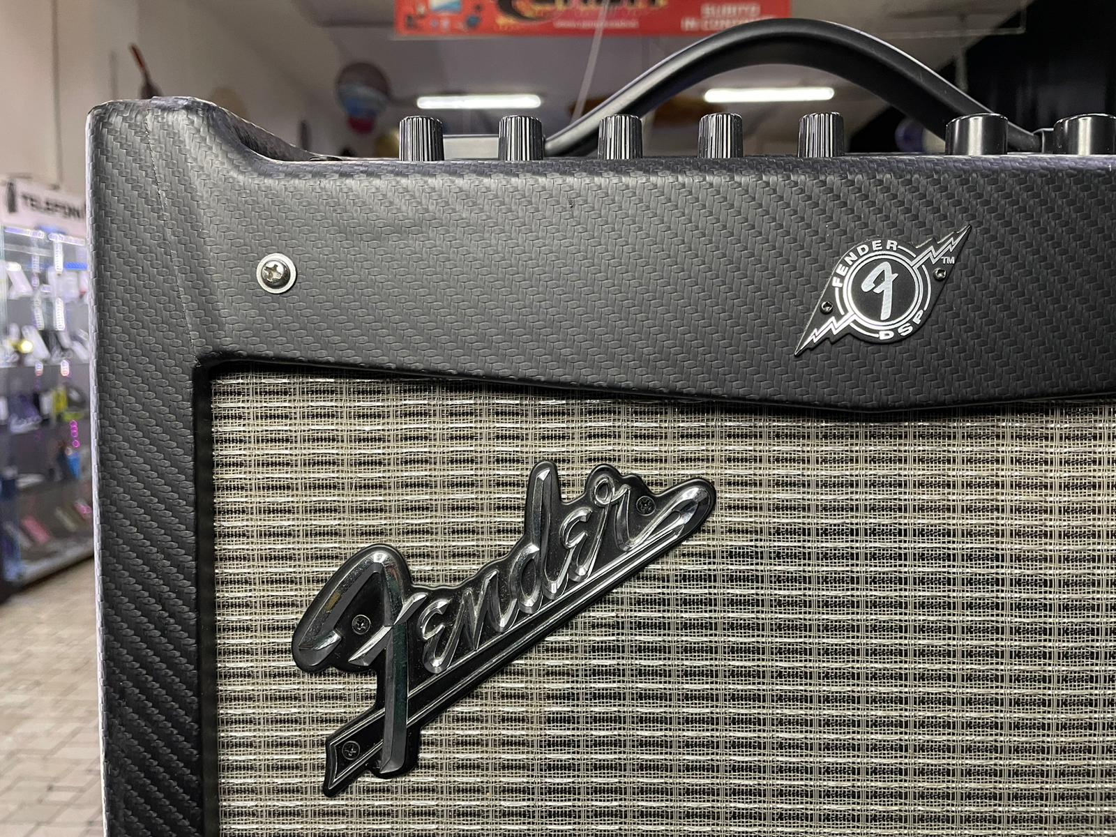 Fender Mustang I Amplificatore Chitarra Elettrica - immagine 3