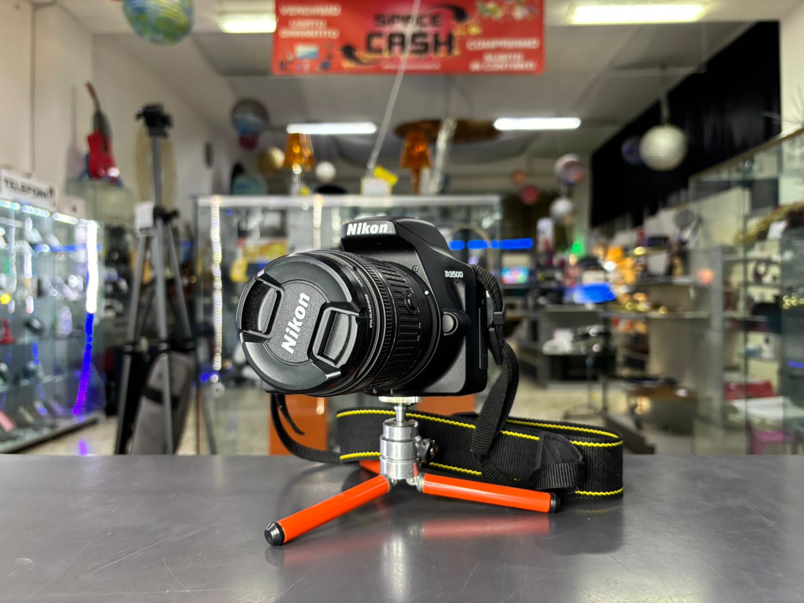 Nikon D3500 + 18/55 Fotocamera Reflex Digitale