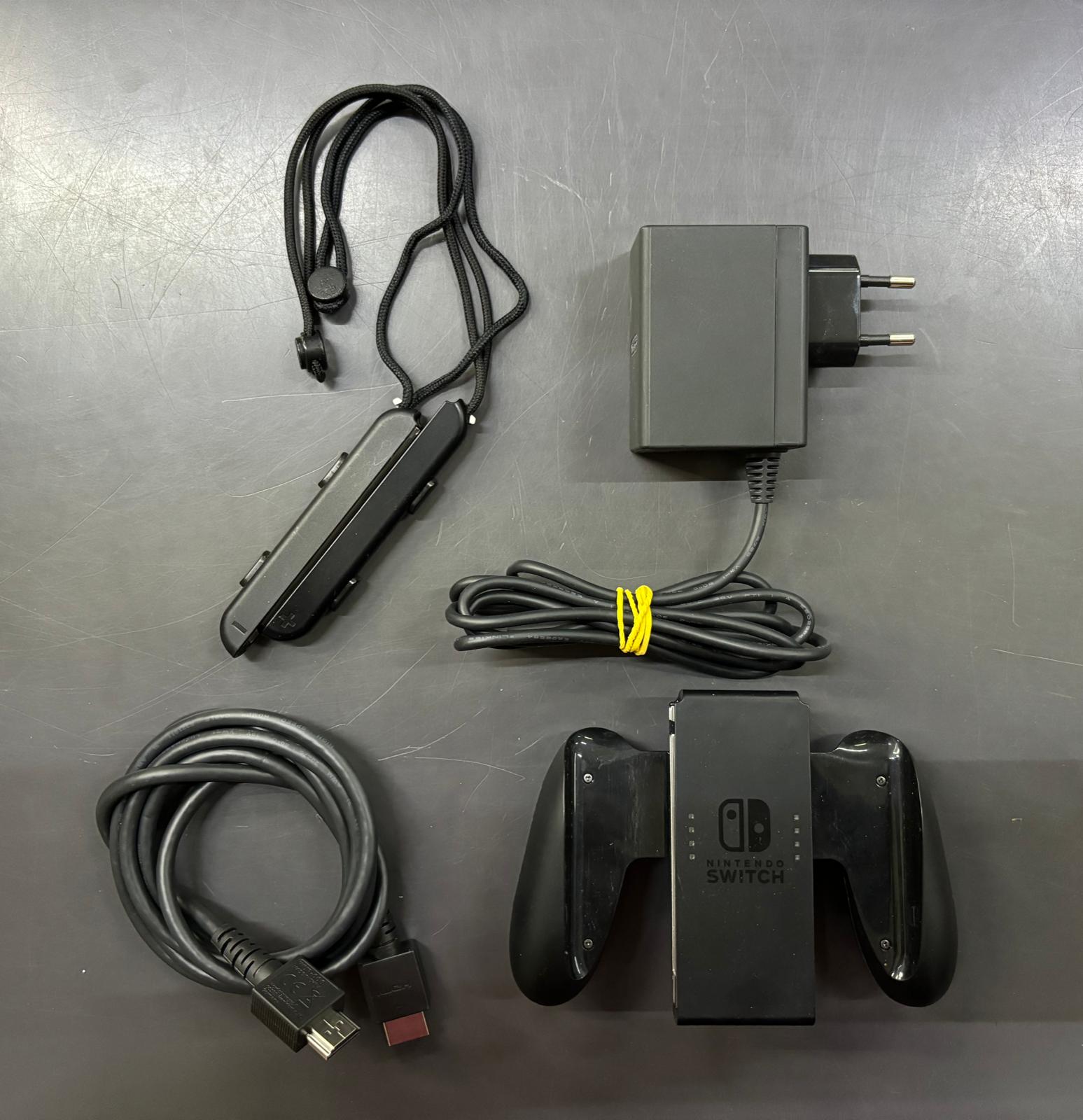 Nintendo Switch Neon Garanzia 21/12/23 - immagine 2