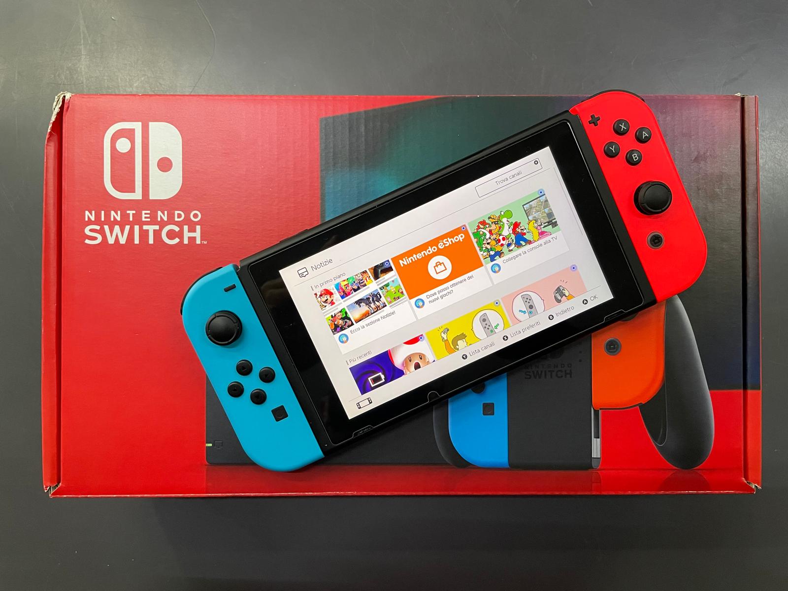 Nintendo Switch Neon