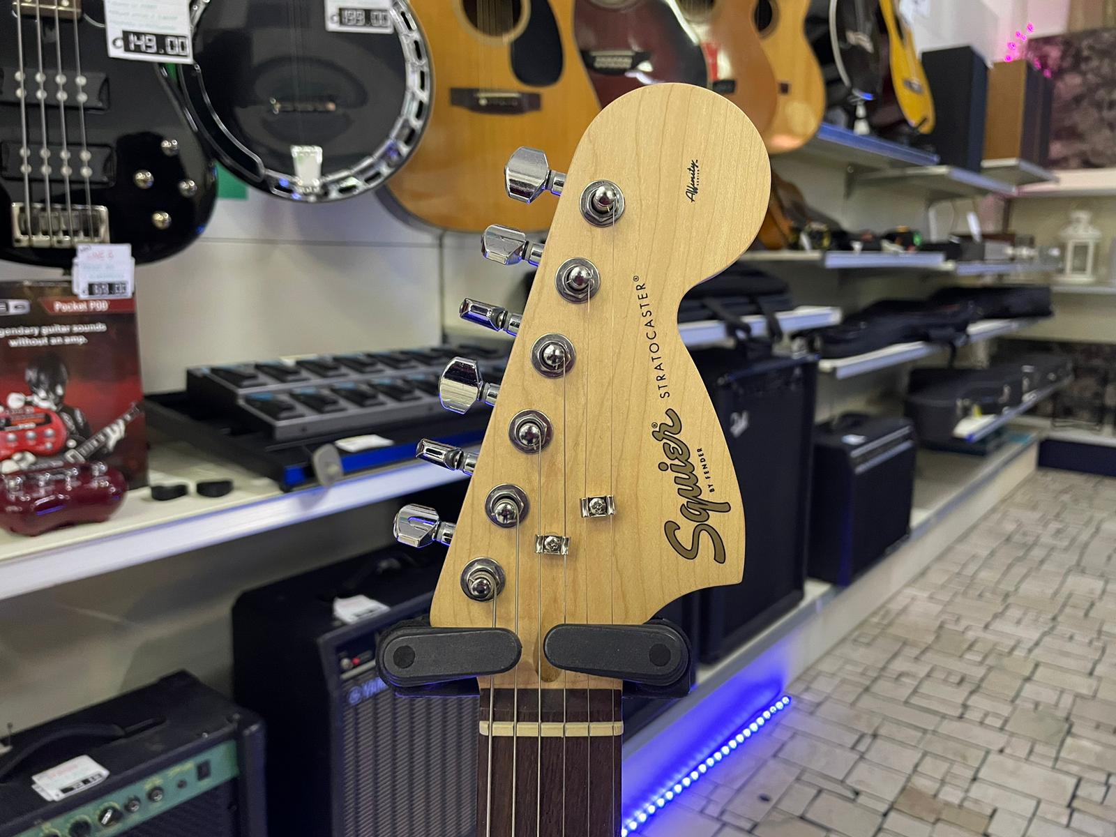 FENDER Squier Affinity Stratocaster HSS LRL Race Green - immagine 3