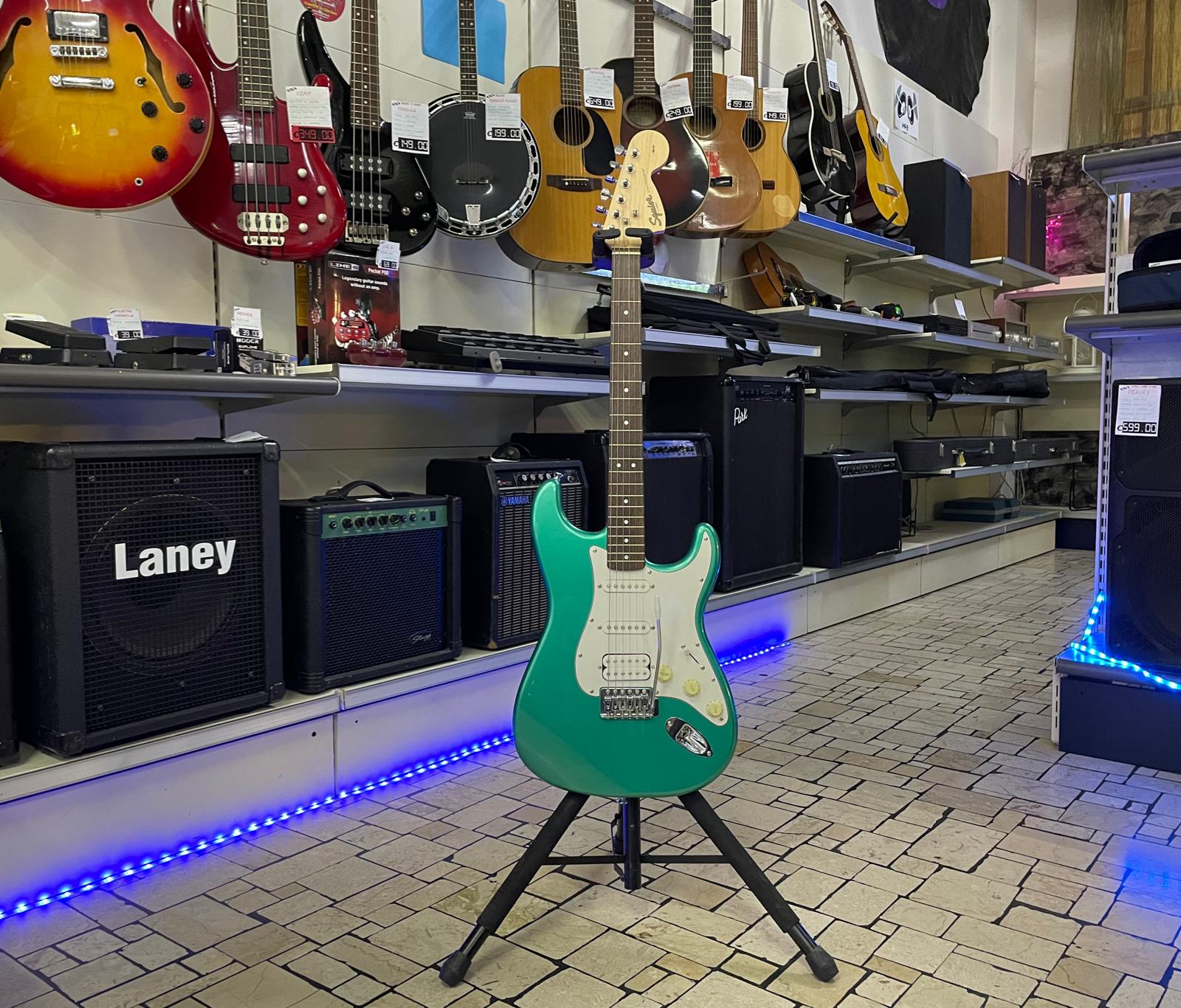 FENDER Squier Affinity Stratocaster HSS LRL Race Green - immagine 2