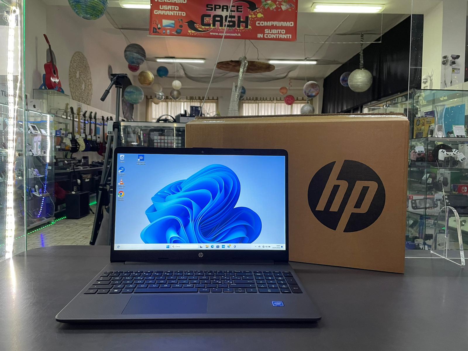 Notebook HP Celeron 8Gb 256Gb ssd Nvme