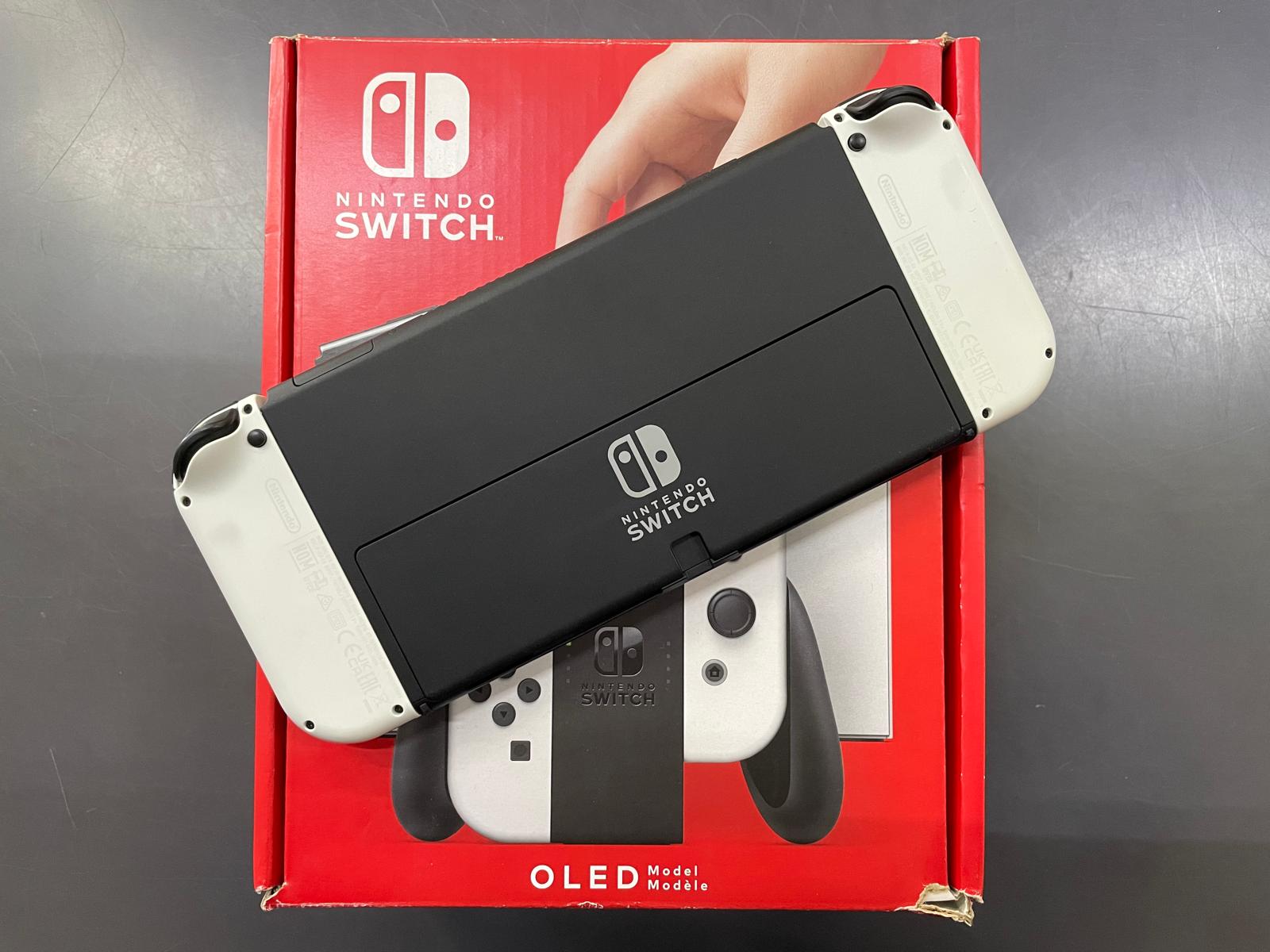 Nintendo Switch Oled - immagine 5