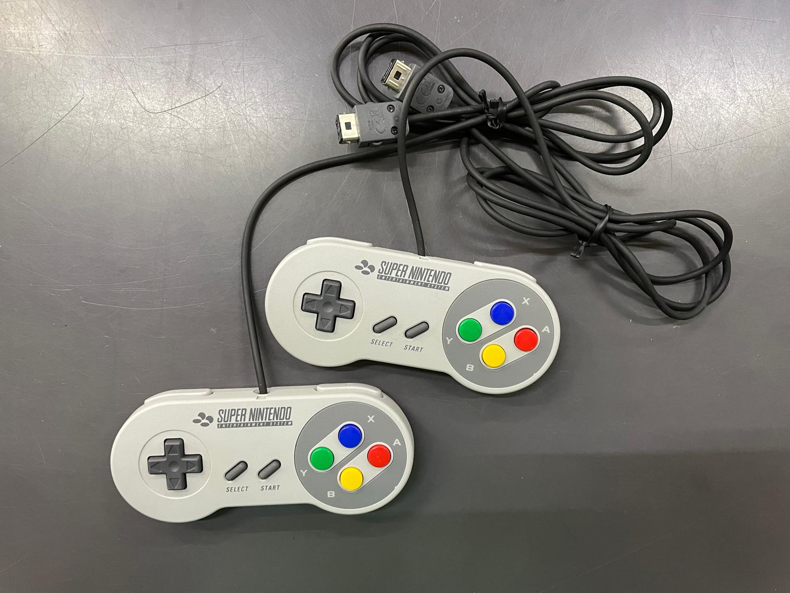 Super Nintendo Classic Mini - immagine 5