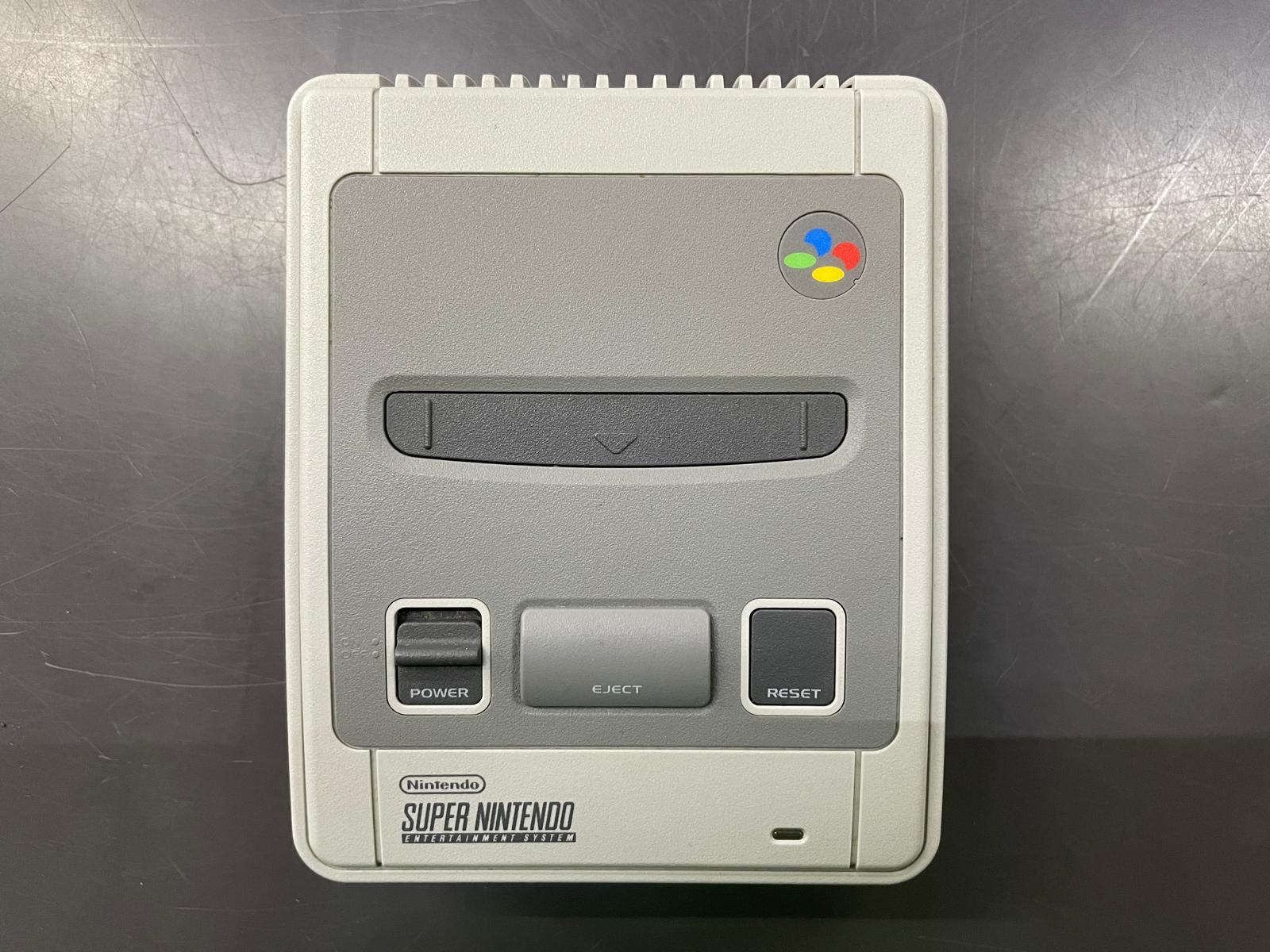 Super Nintendo Classic Mini - immagine 3