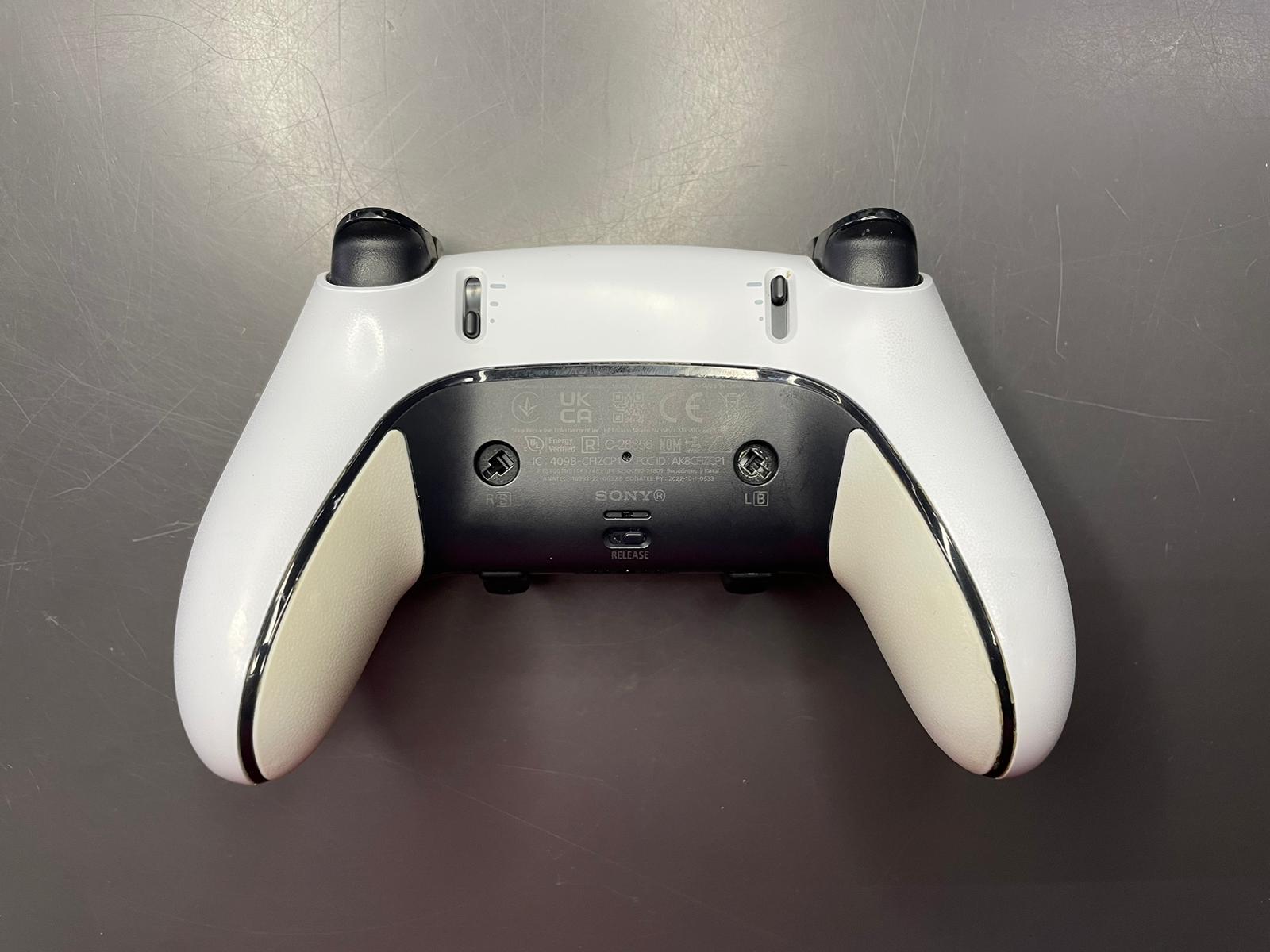 Controller PS5 Dualsense Edge 28/03/24 - immagine 3