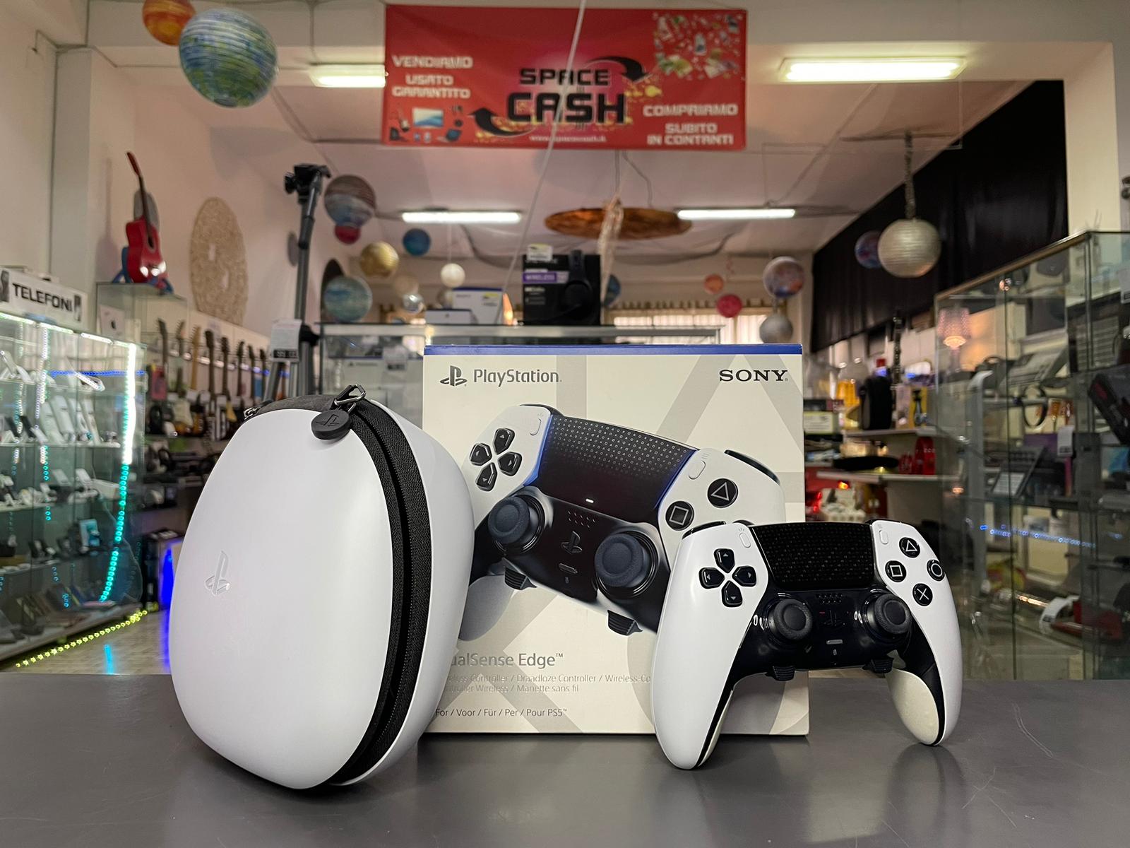 Controller PS5 Dualsense Edge 28/03/24 - immagine 2