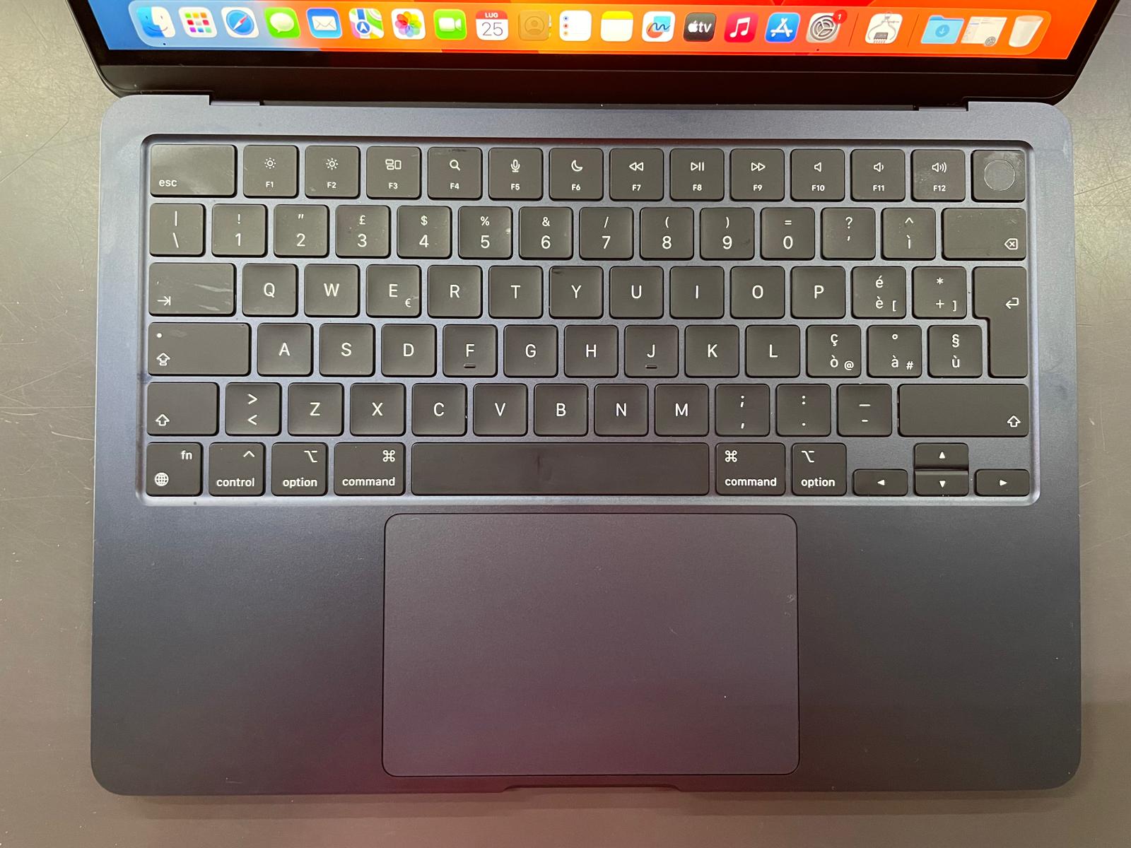MacBook AIR M2 8Gb 256Gb 11/06/24 - immagine 2