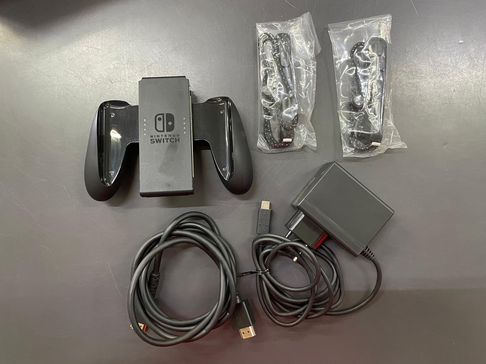 Nintendo Switch Oled - immagine 2