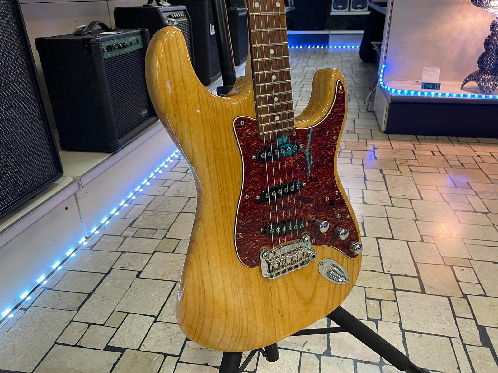 G&L Tribute Series S-500 Natural - immagine 3