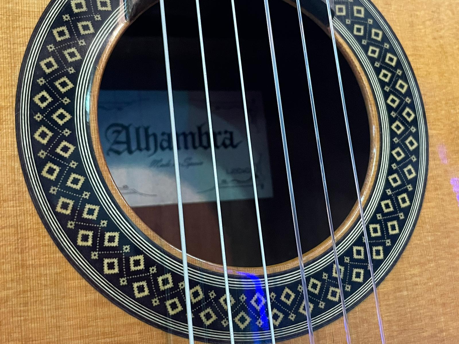 Alhambra 1C Chitarra Classica - immagine 4