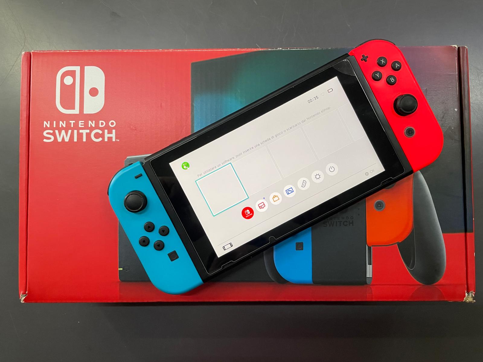 Nintendo Switch Neon