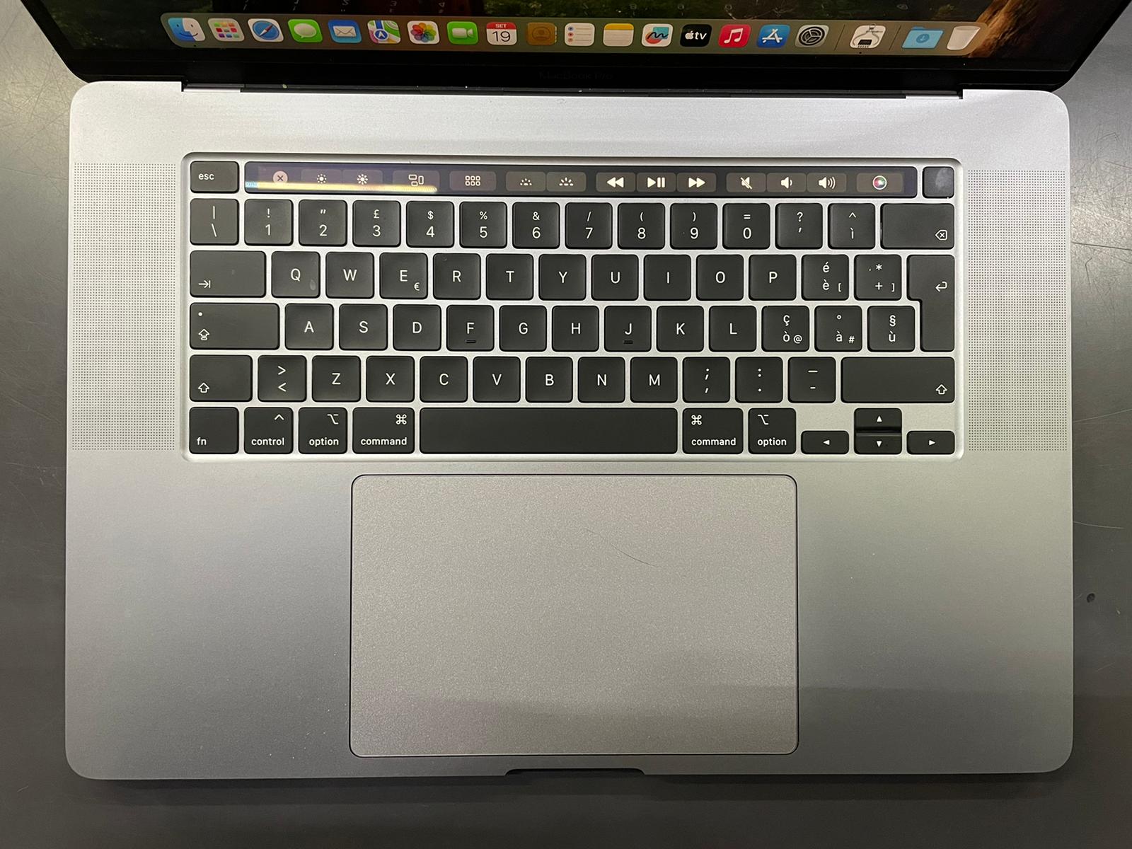 Macbook Pro 16" Touch Bar 2019 - immagine 3