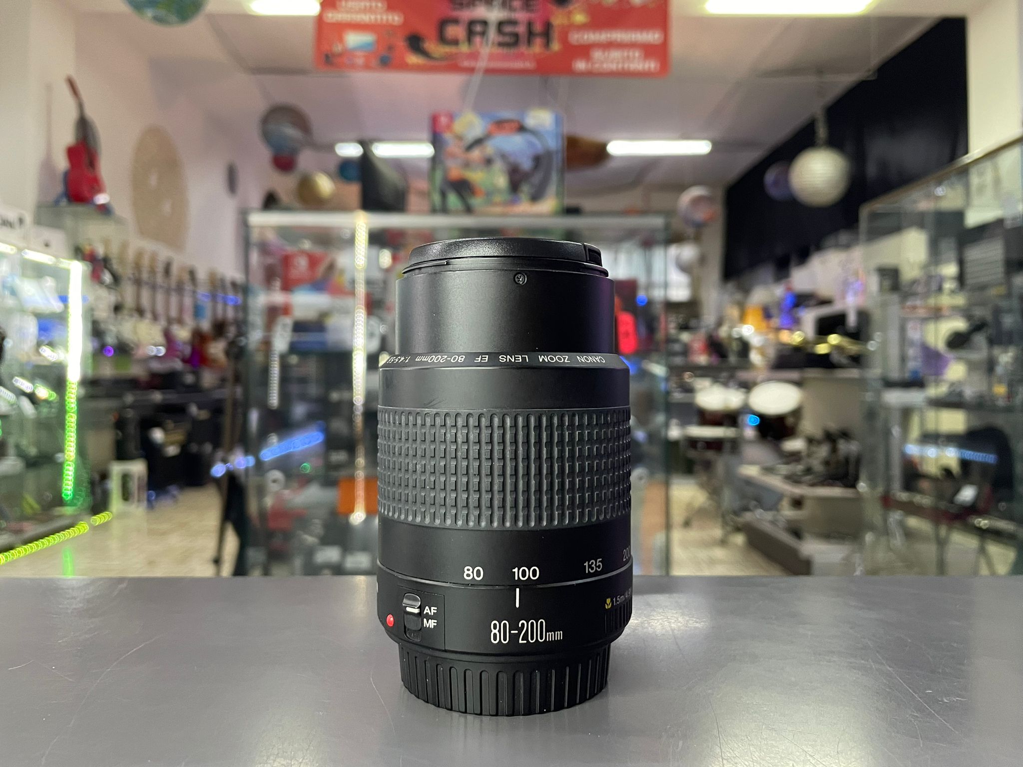 Canon EF 80-200mm F/4.5-5.6 II