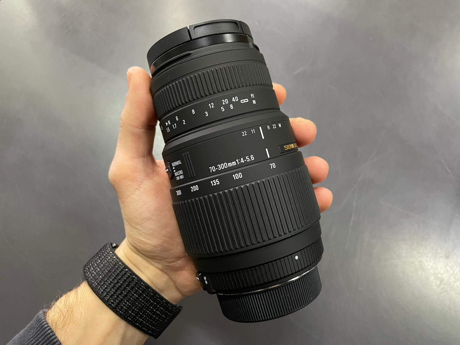 Sigma 70-300mm f/4-5.6 DG Macro Nikon