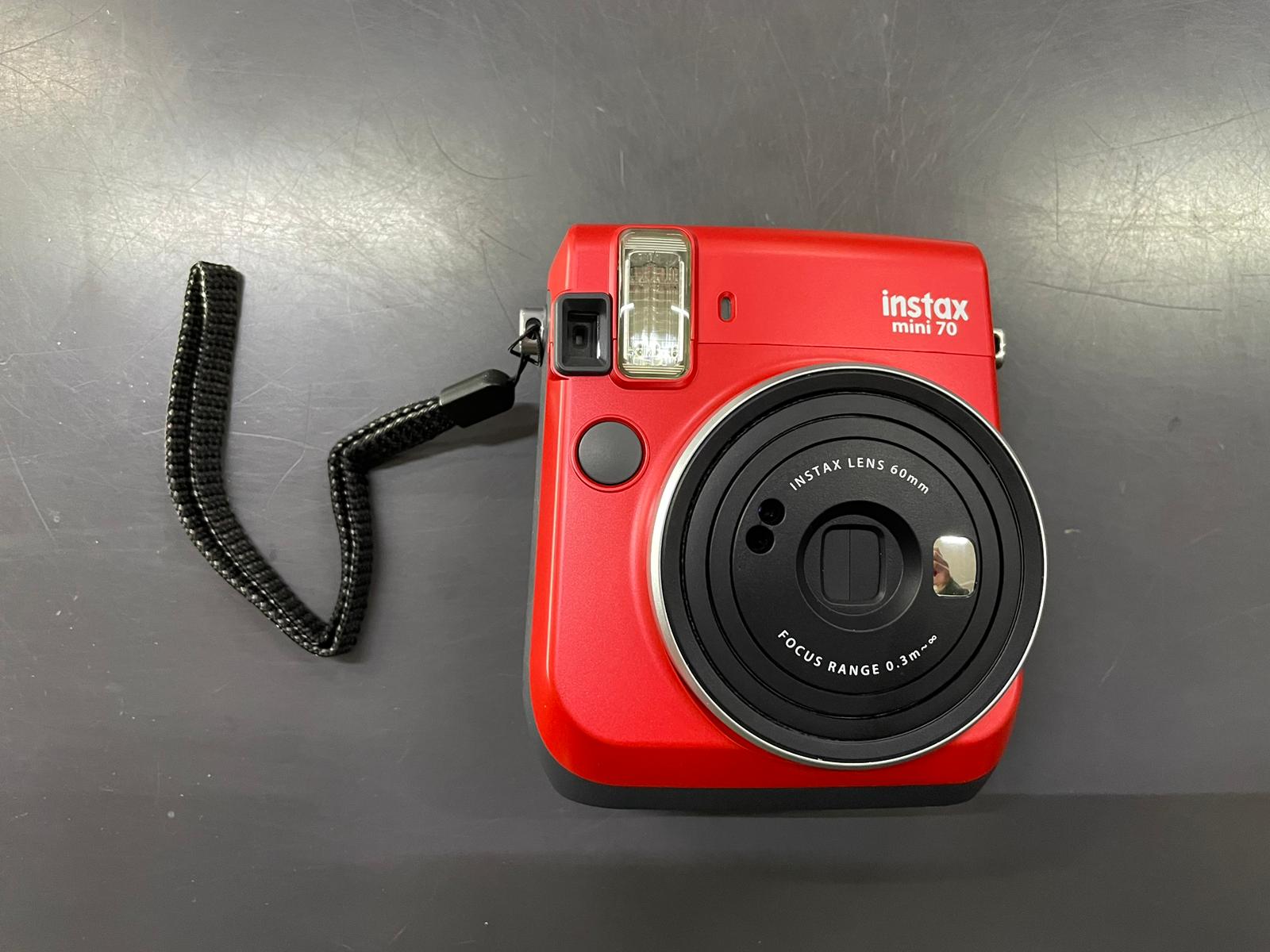 FujiFilm Instax Mini 70 Passion Red