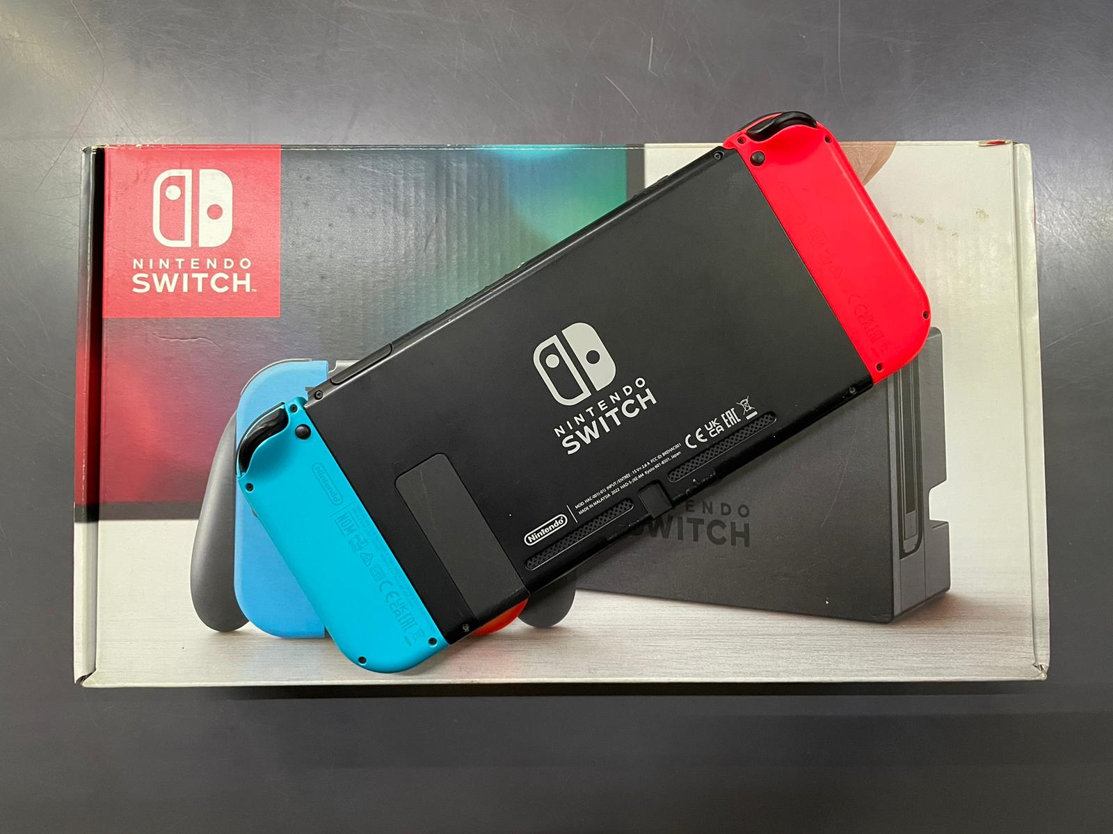 Nintendo Switch Neon - immagine 4