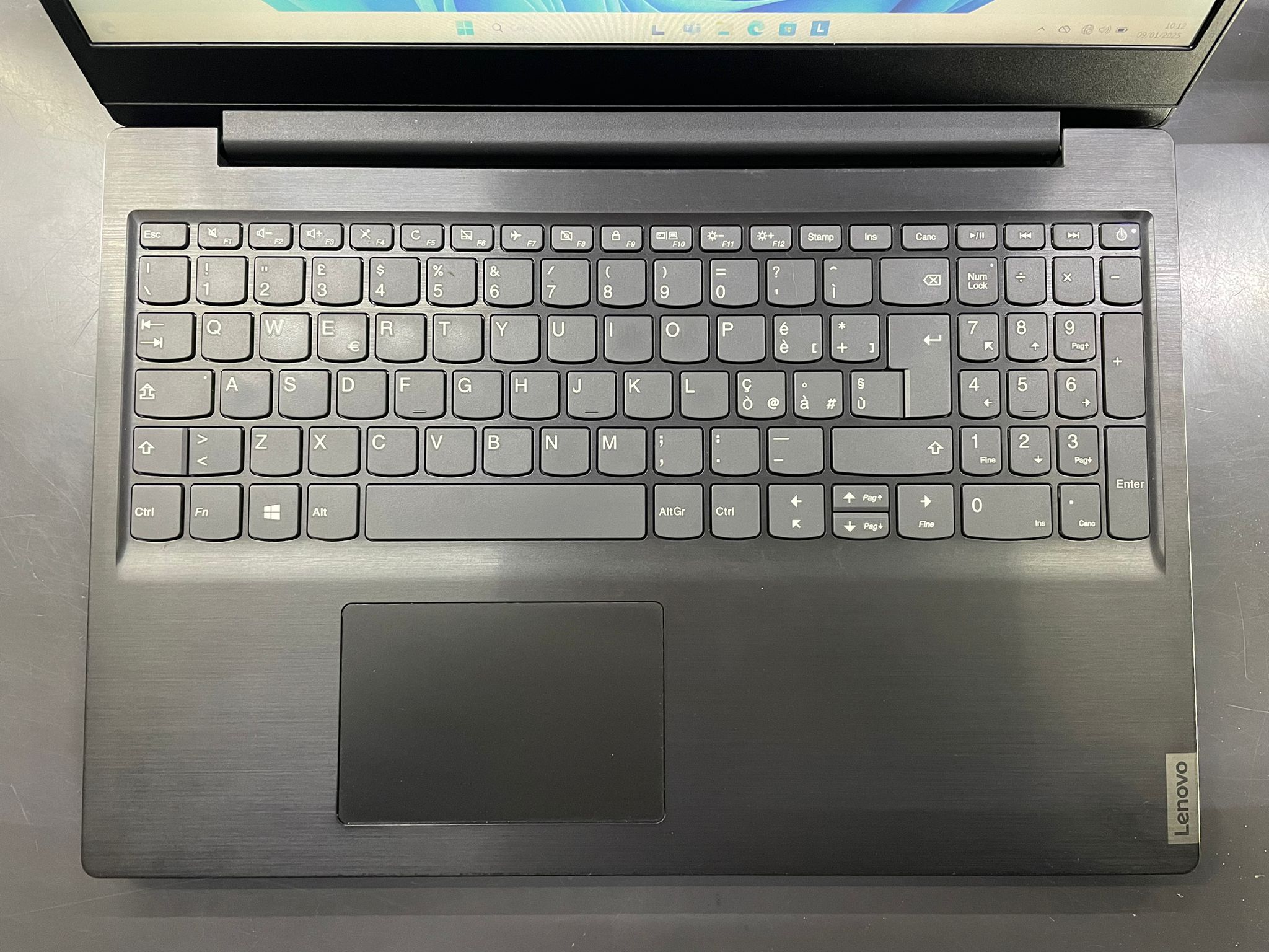 Notebook Lenovo Ideapad Ryzen 3 - immagine 2