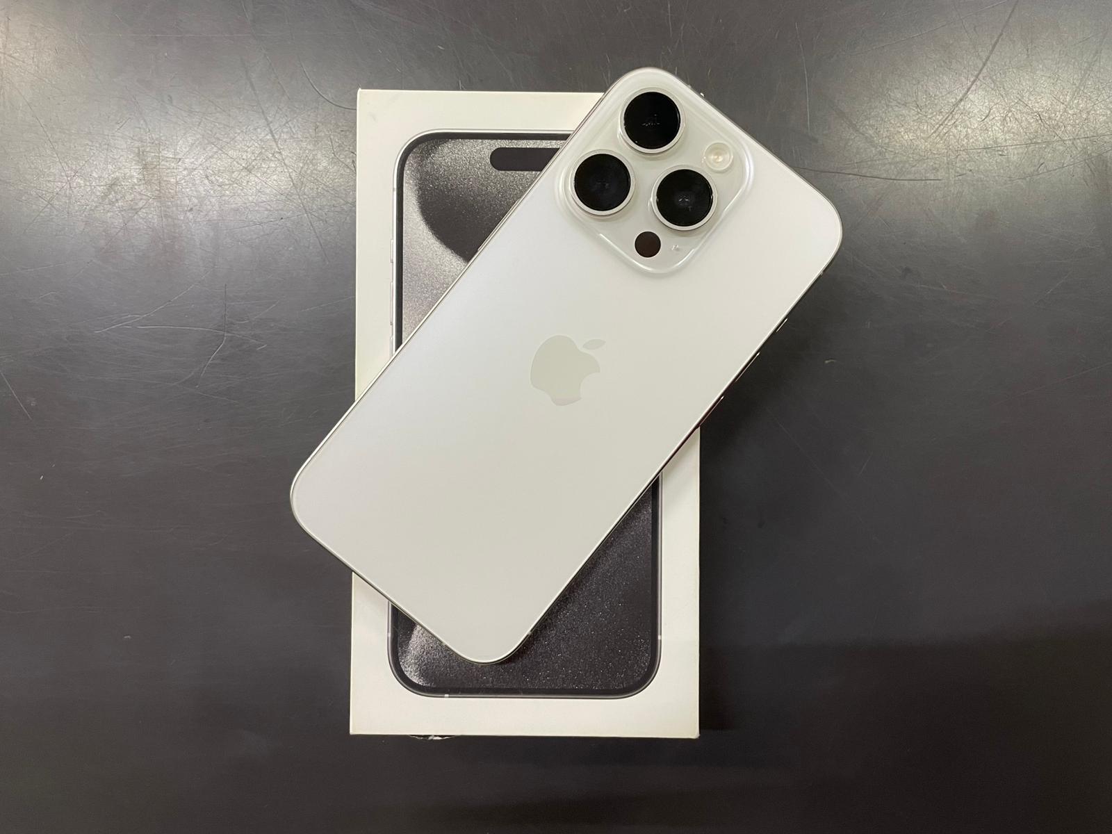 Iphone 15 Pro 256Gb White Titanium
