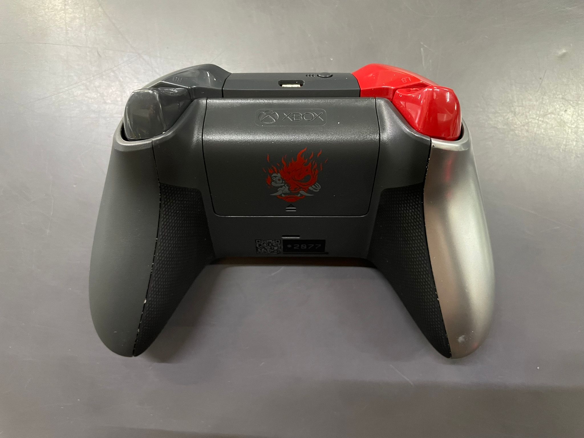 Xbox One X Cyberpunk Edition Boxata - immagine 4