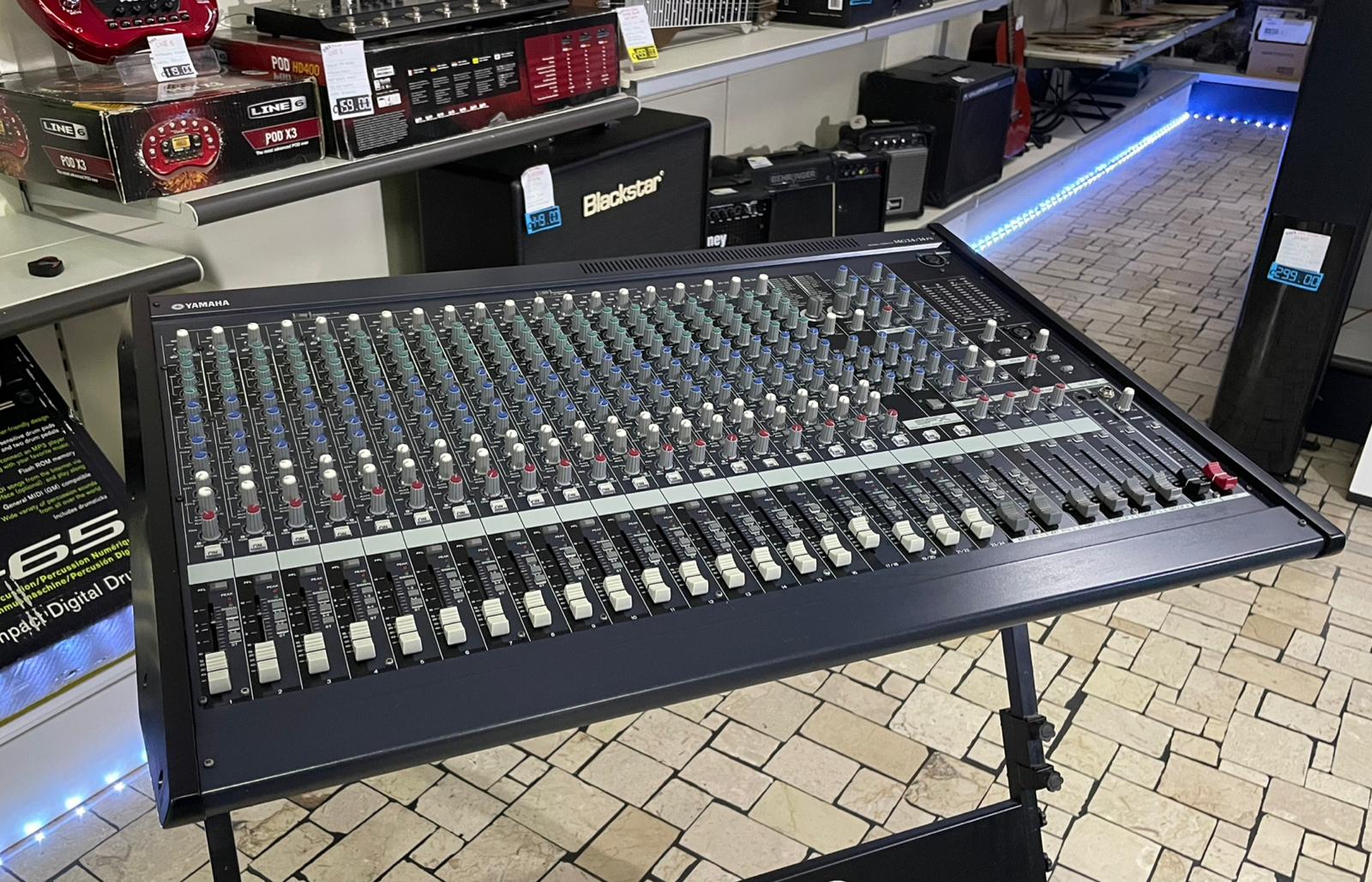 Yamaha MG24/14 FX Mixer - immagine 3